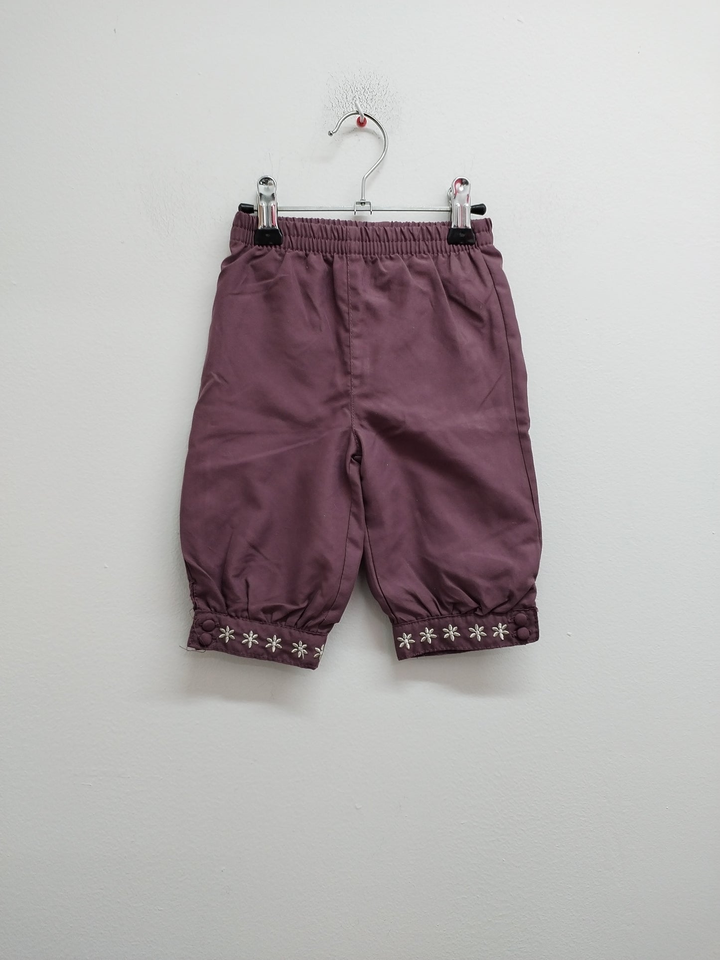 Pantalon prune avec broderie Taille 6 Mois