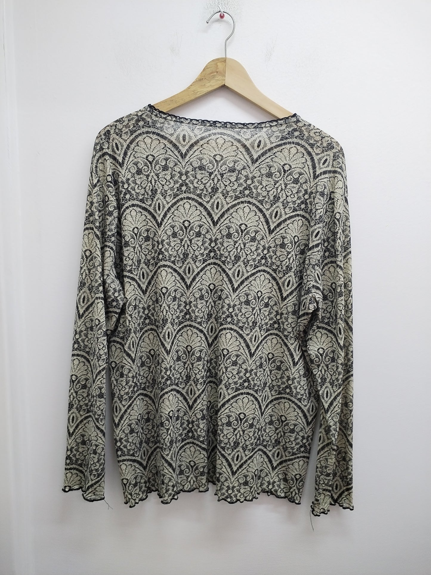 Tunique manches longues beige et noire fleurie Taille 2XL