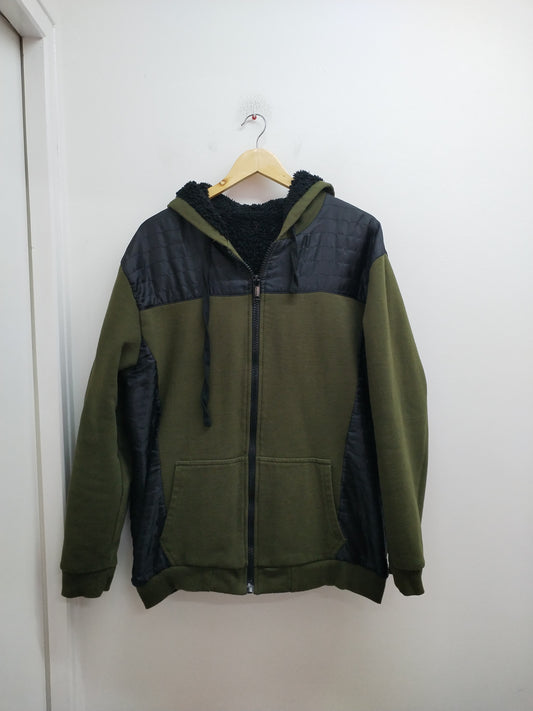 Veste avec capuche doublée polaire kaki et noire Taille XL