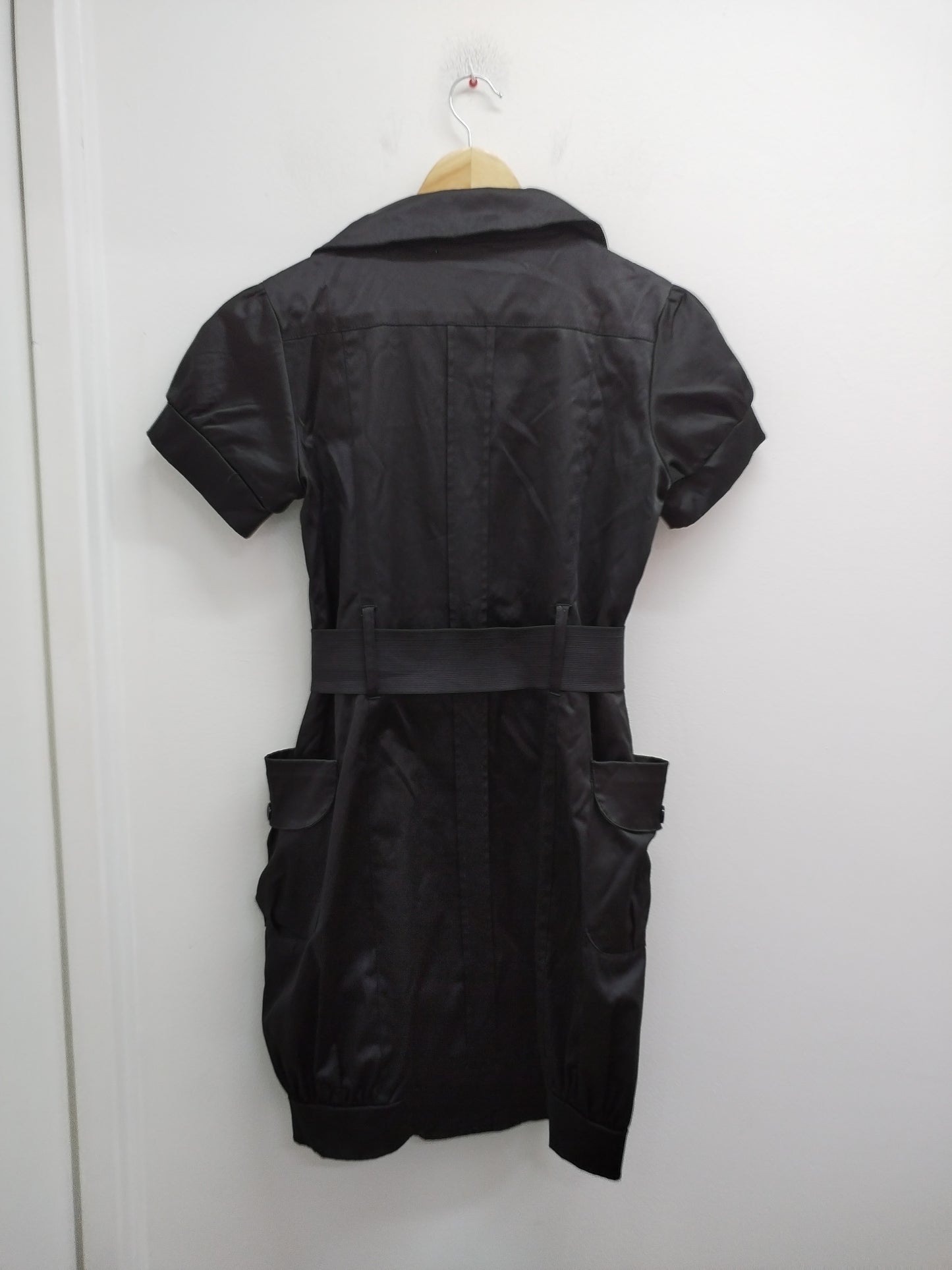 Robe manches courtes Lulumary noire avec ceinture Taille M