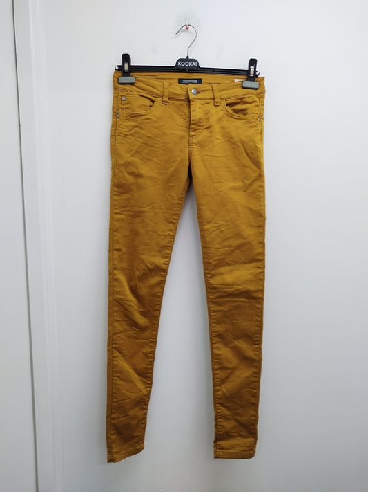 Pantalon Bonobo moutarde Taille 36