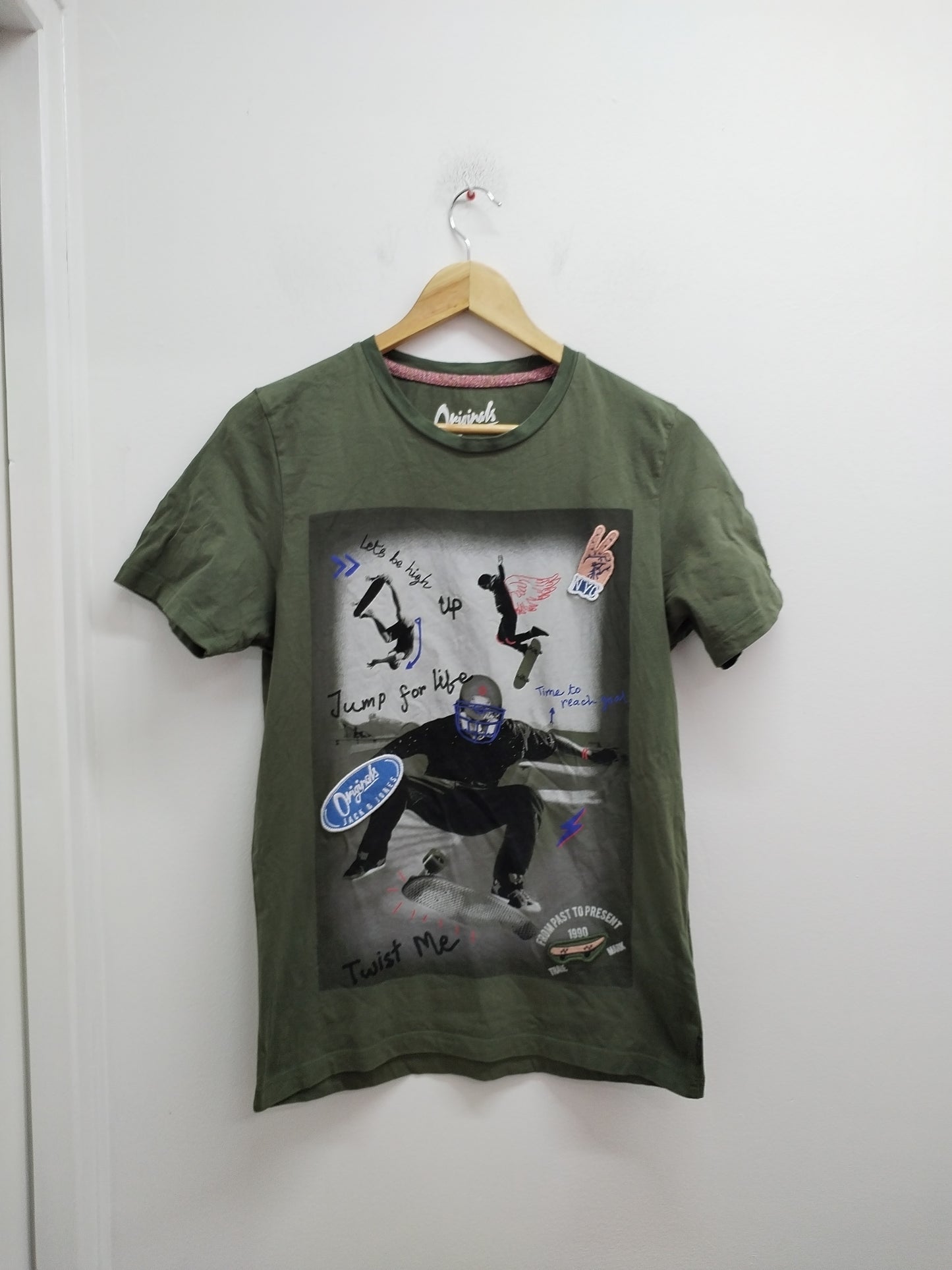 T-shirt Jack & Jones kaki avec impression Taille S