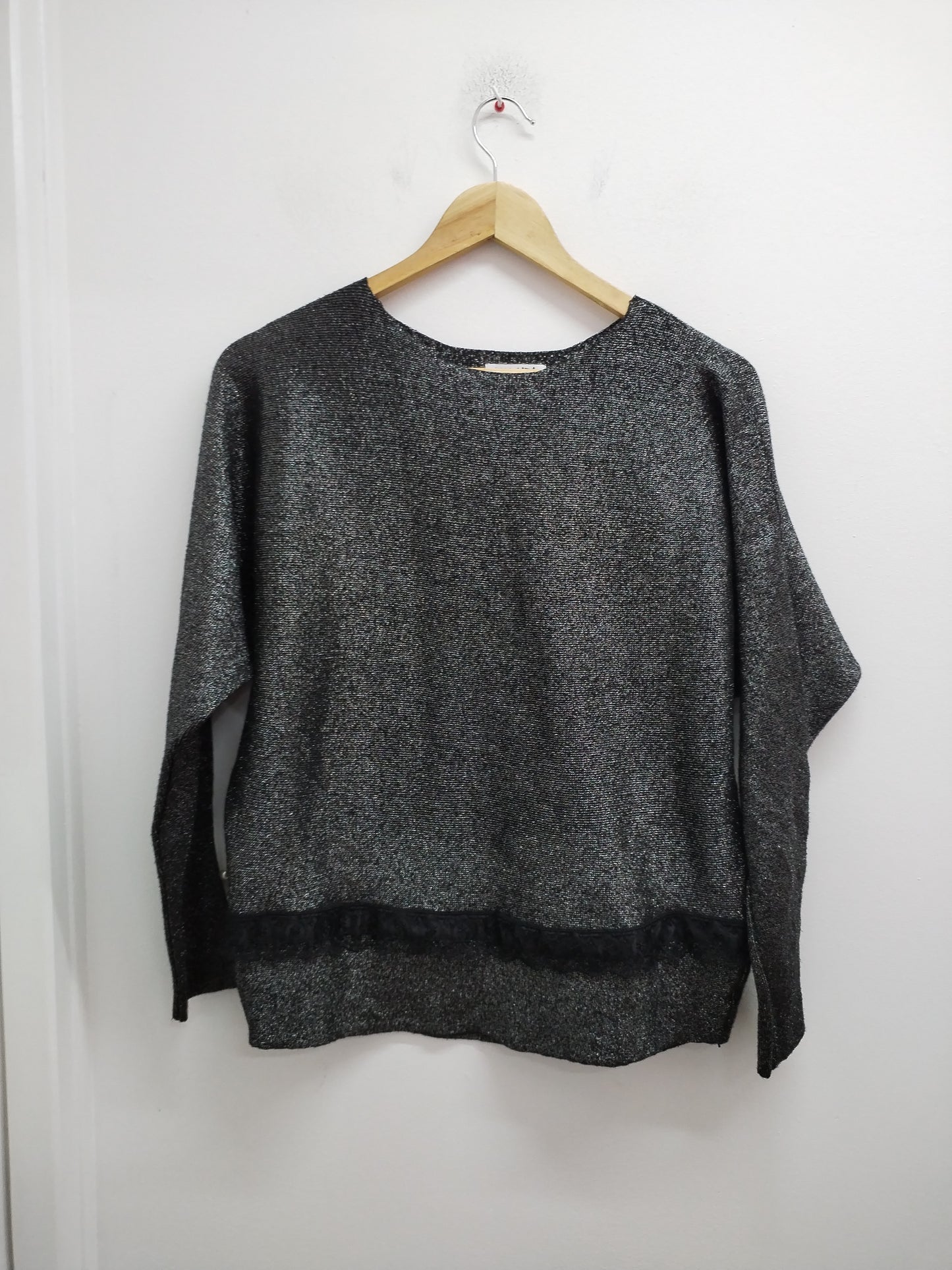 Pull Miss Sara noir et argenté Taille L