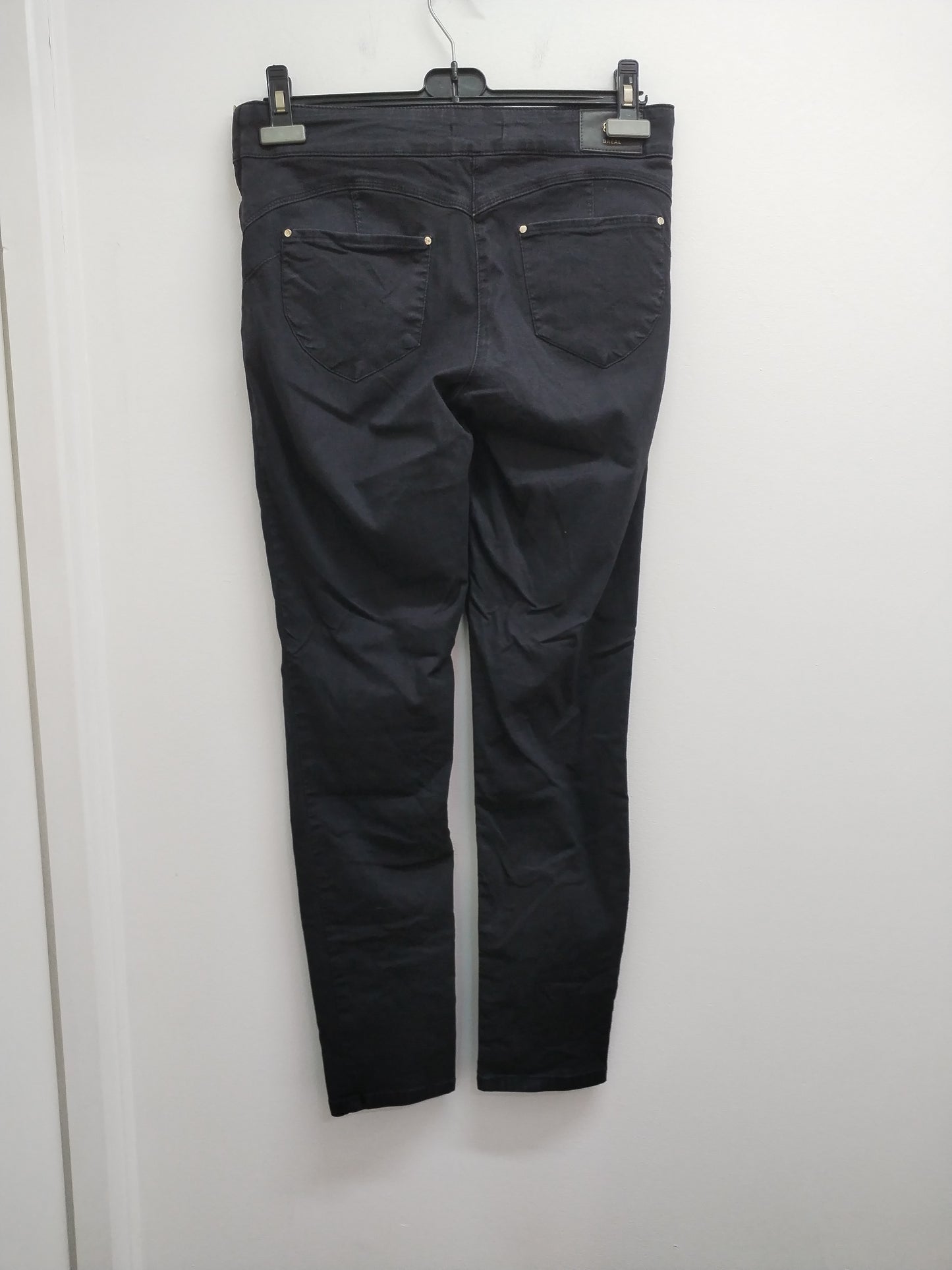 Jeans taille haute Bréal noir avec boutons Taille 40