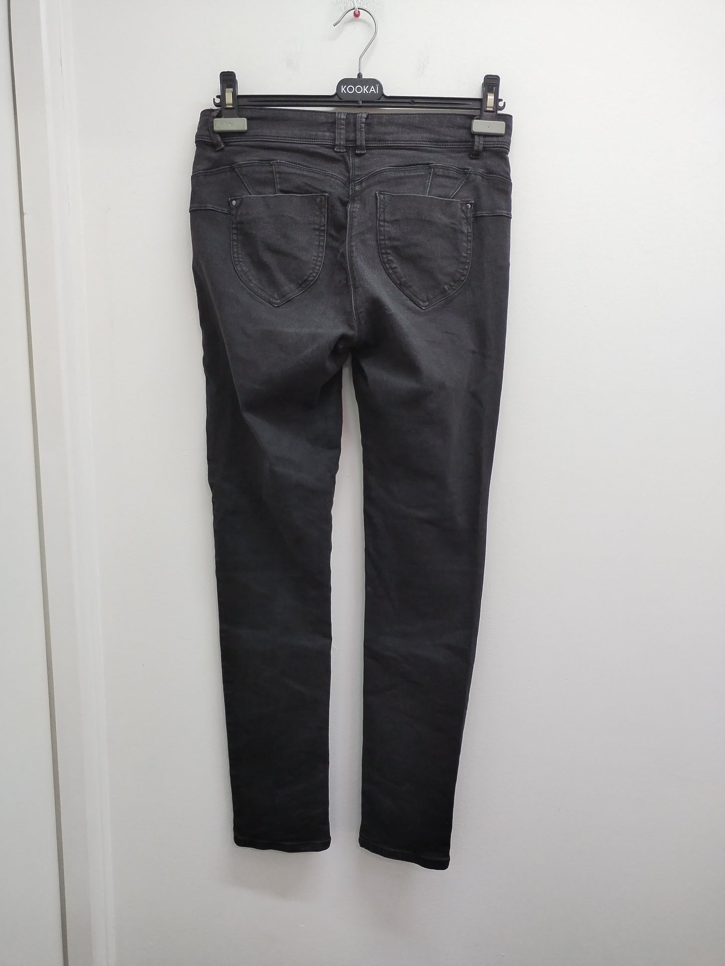 Jeans Bréal noir avec sequins Taille 40