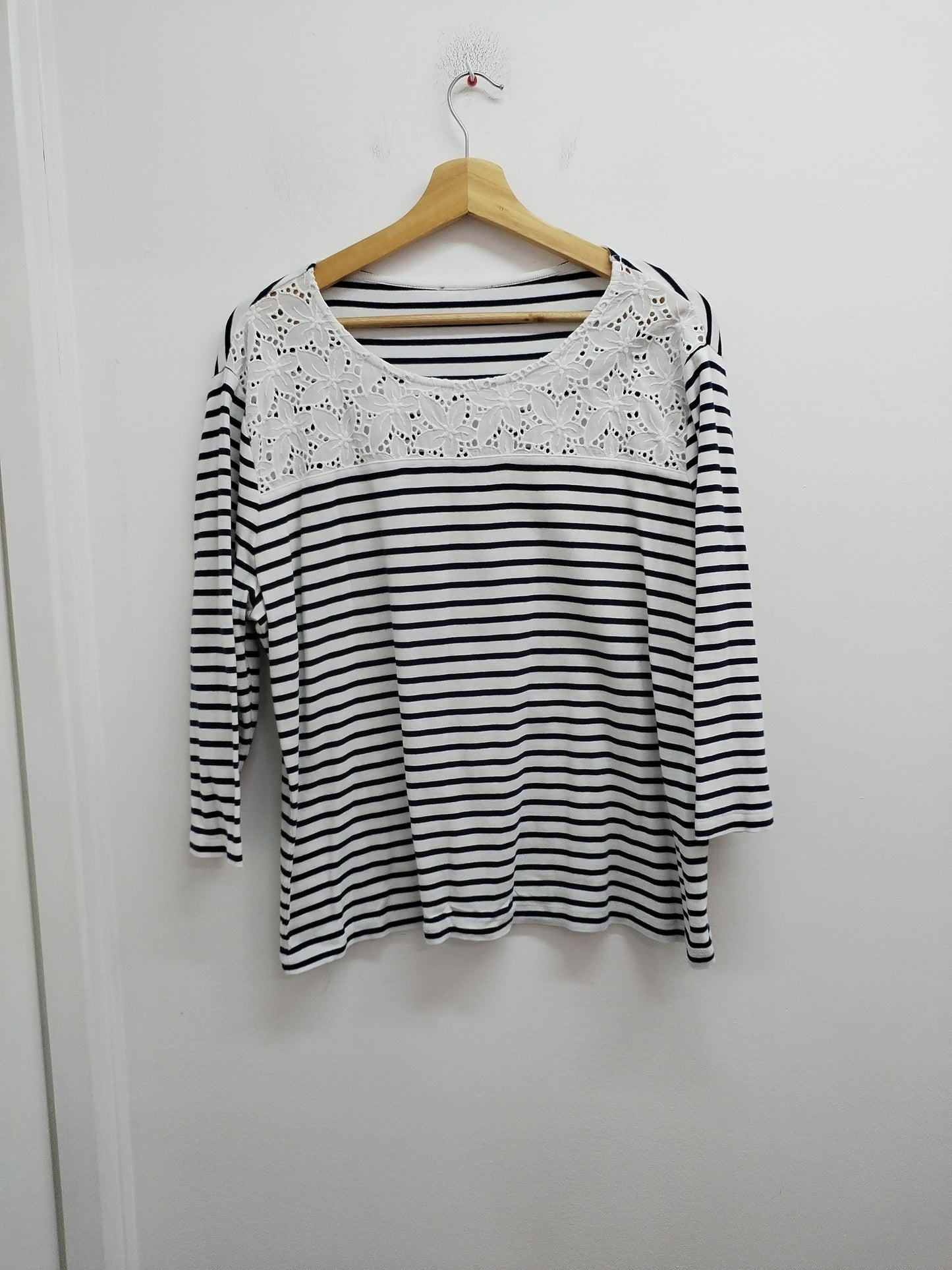 Marinière manches 3/4 avec dentelle blanche et marine Taille XL