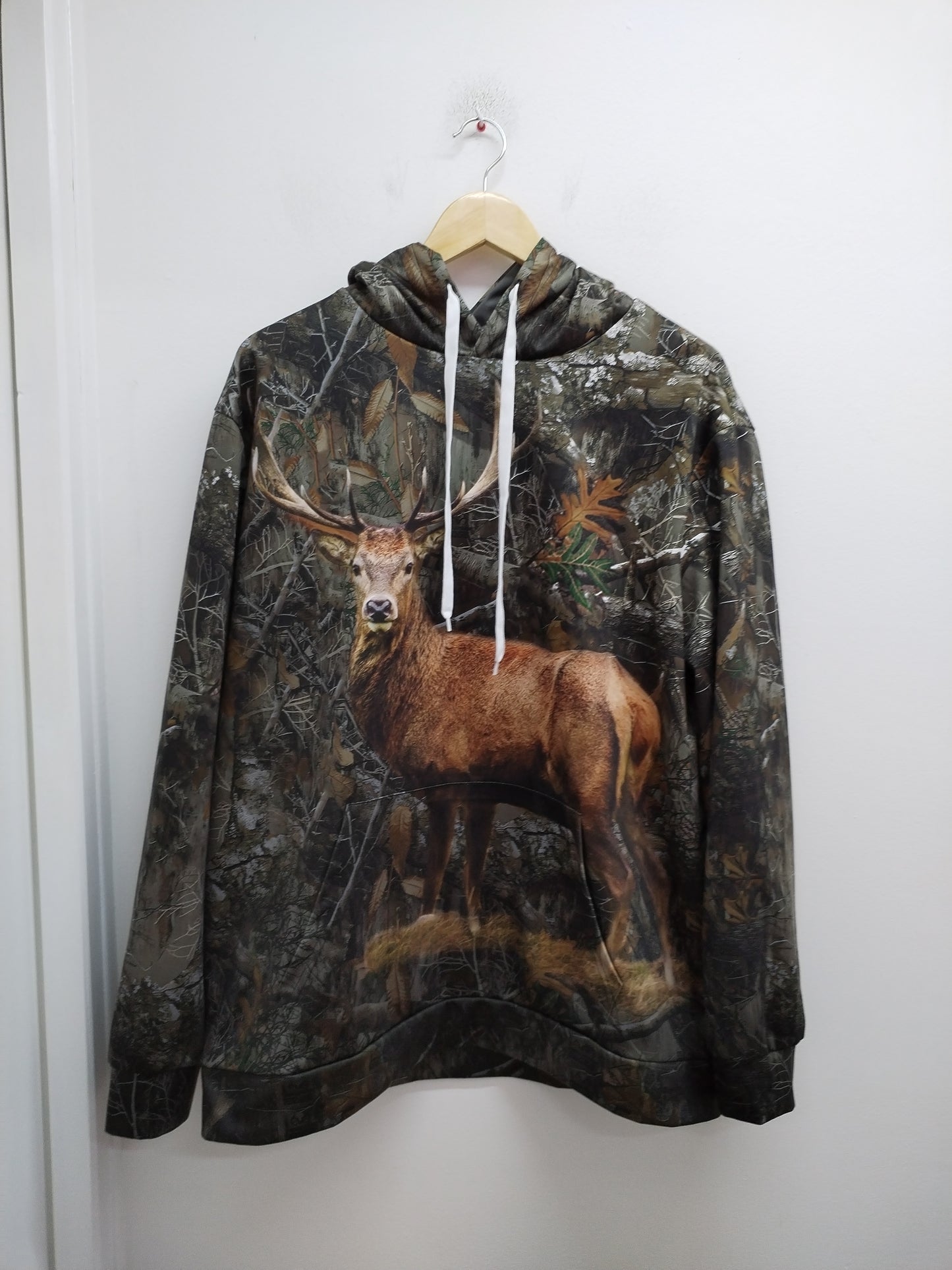 Sweat à capuche imprimé camouflage Taille XL