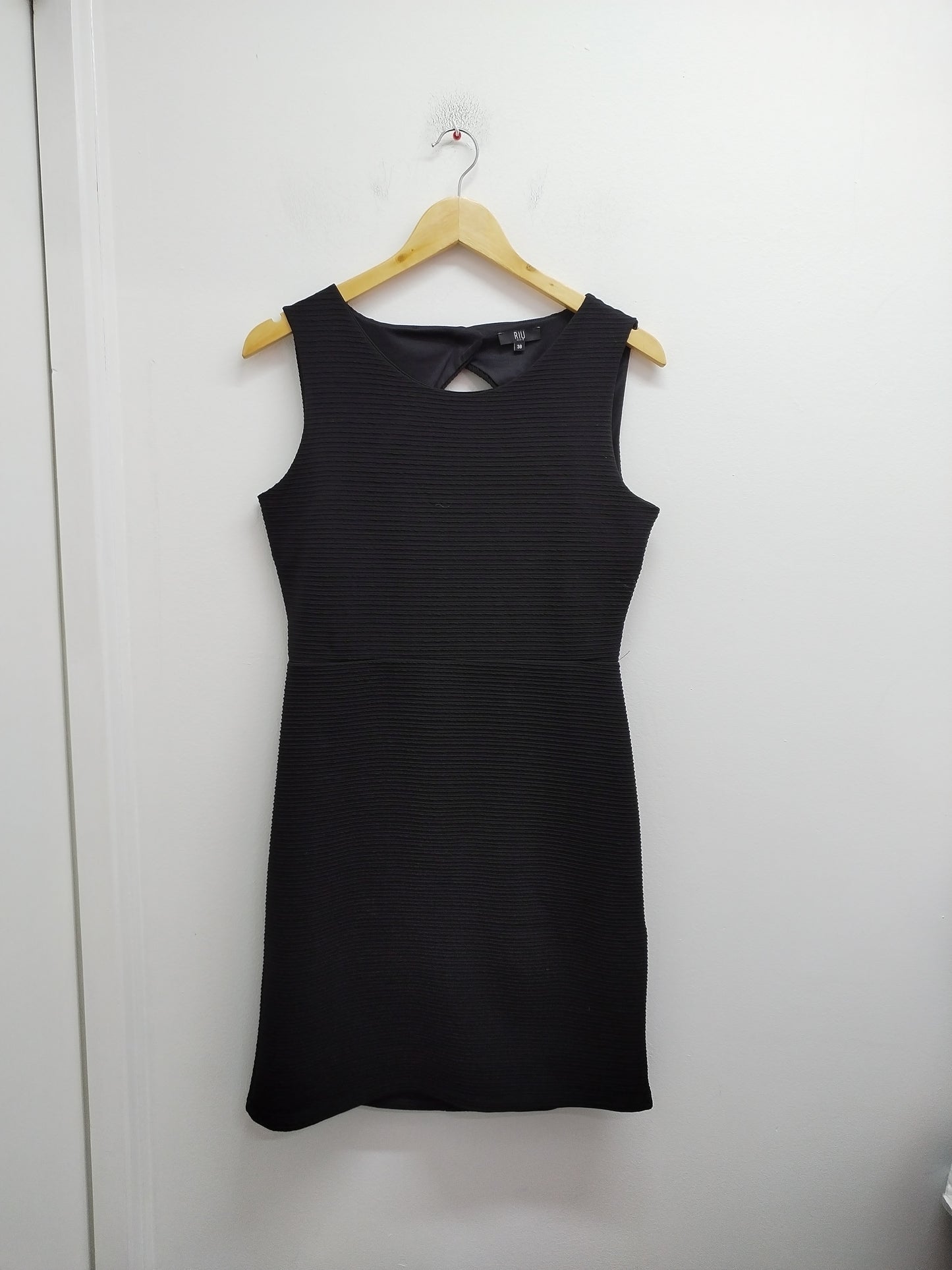 Robe sans manches Riu noire Taille 38