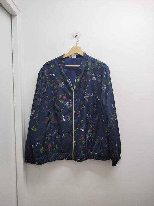 Veste légère zippée Nathalie Andersen marine fleurie Taille 50/52