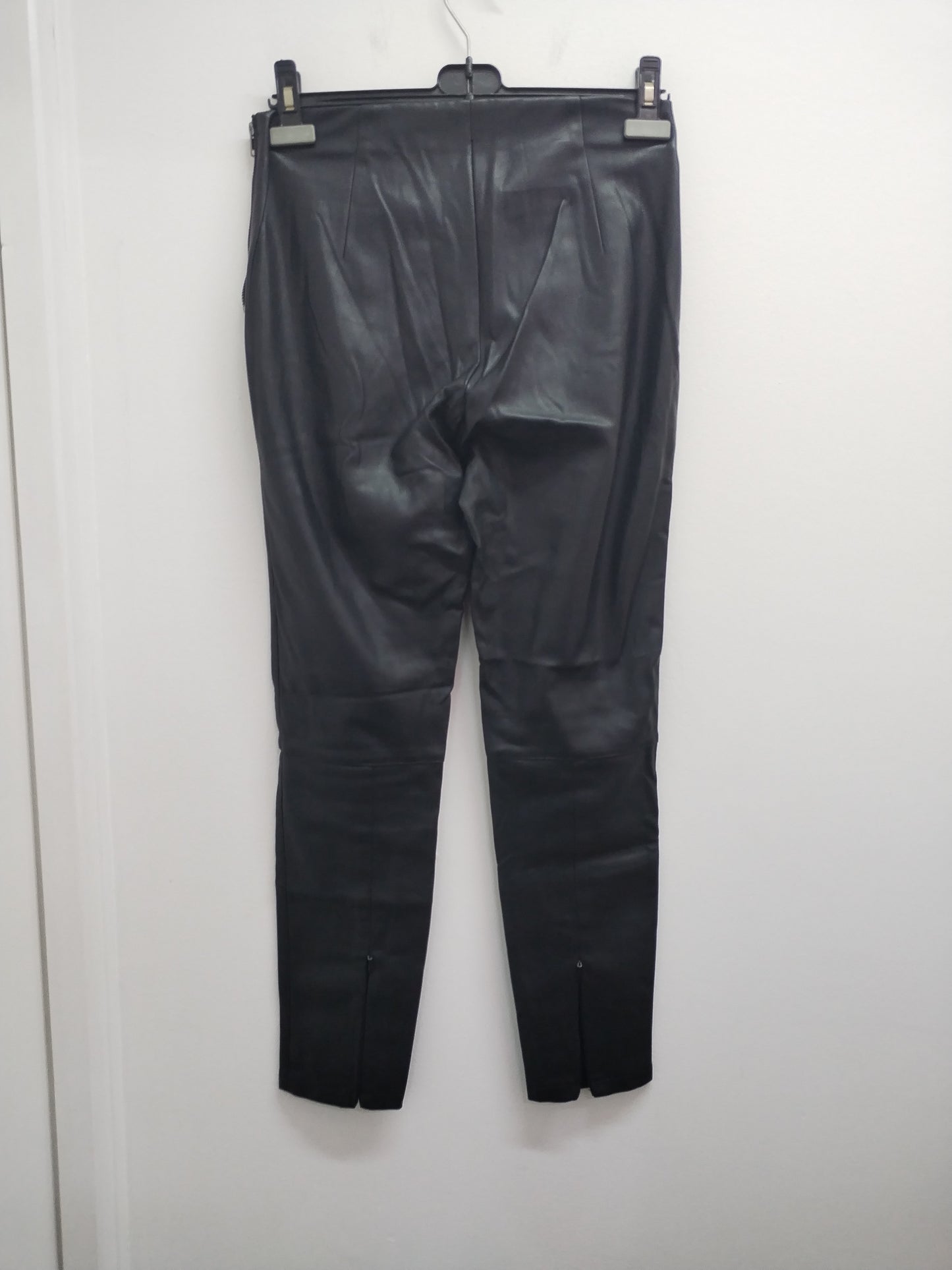 Pantalon similicuir Kiabi noir Taille 40