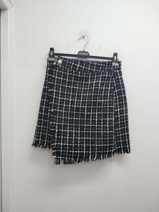 Jupe portefeuille d'hiver Jean Pascale noire et blanche à carreaux Taille 38