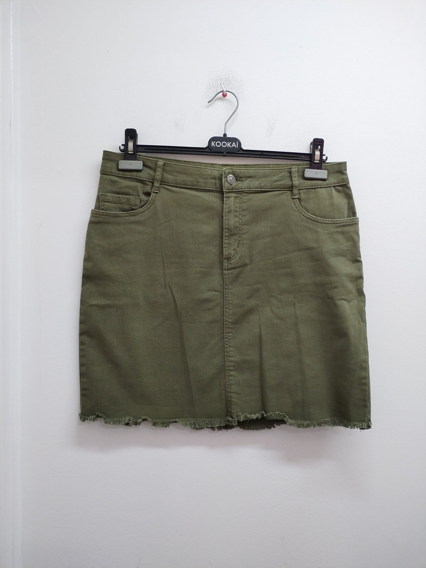 Jupe courte en jeans Kiabi kaki Taille 40