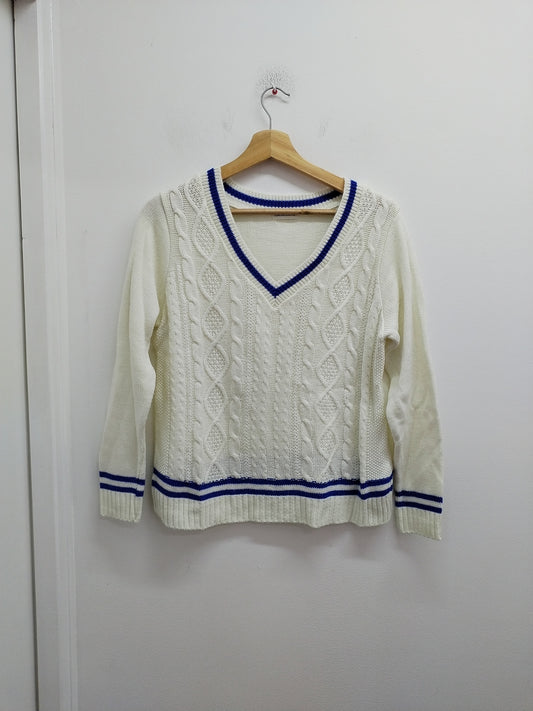 Pull Cache-Cache blanc avec liseré bleu Taille M