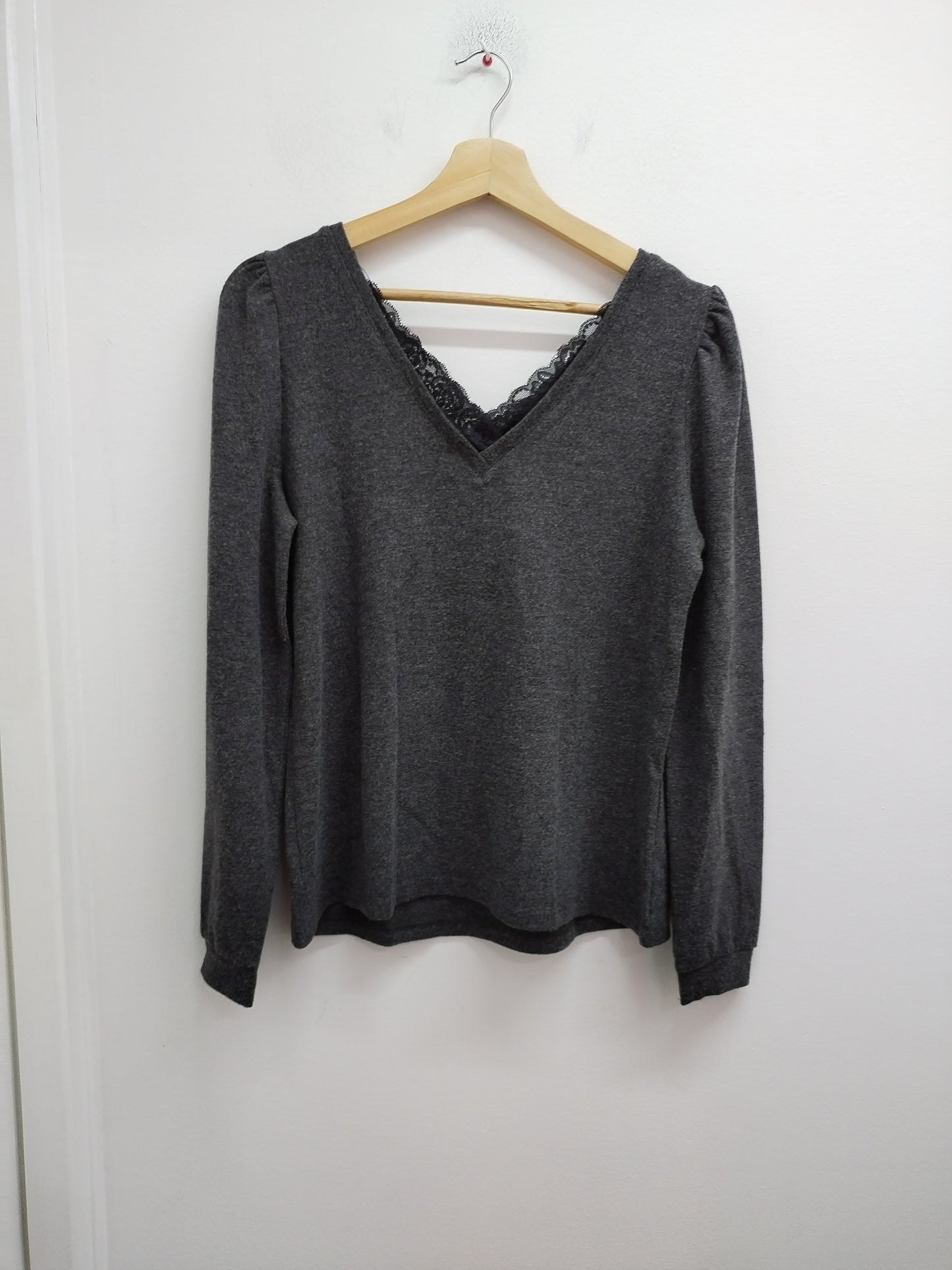 Pull fin col V avec dentelle Cache-Cache gris anthracite Taille M