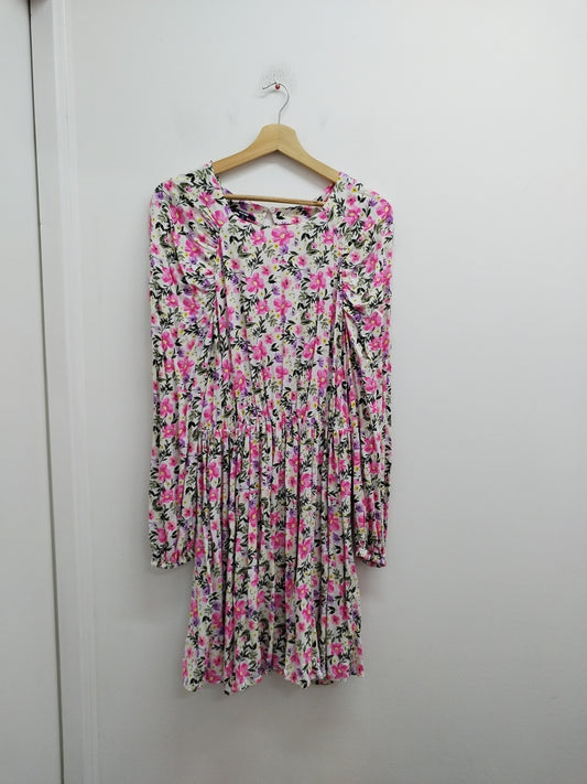Robe manches longues Kiabi blanche fleurie Taille 36