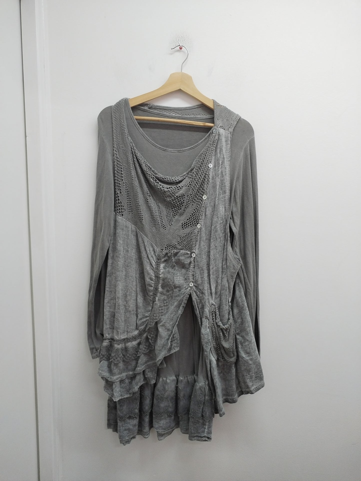 Robe manches longues avec dentelle Taille L