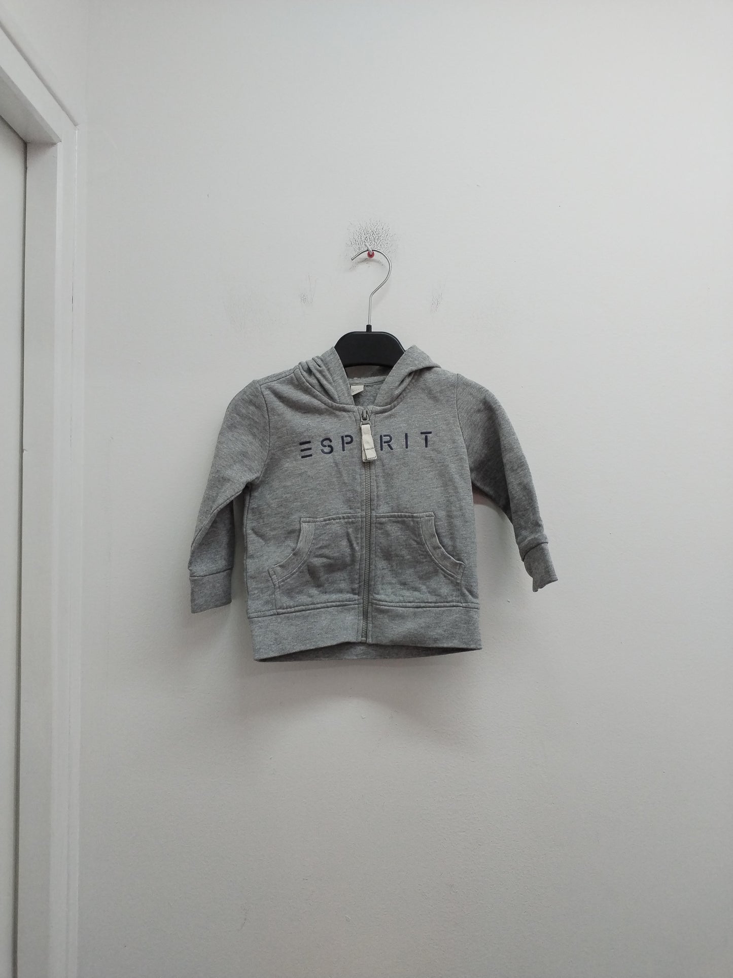 Sweat à capuche zippé Esprit gris Taille 18 Mois