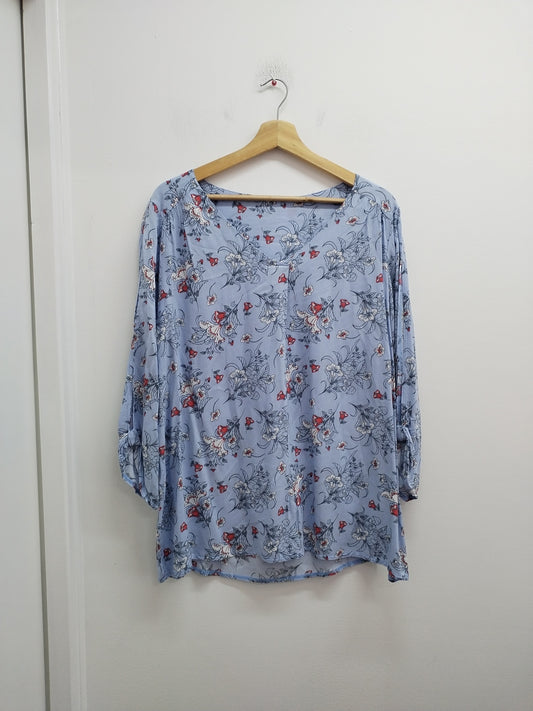 Tunique manches 3/4 bleue claire fleurie Taille 2XL