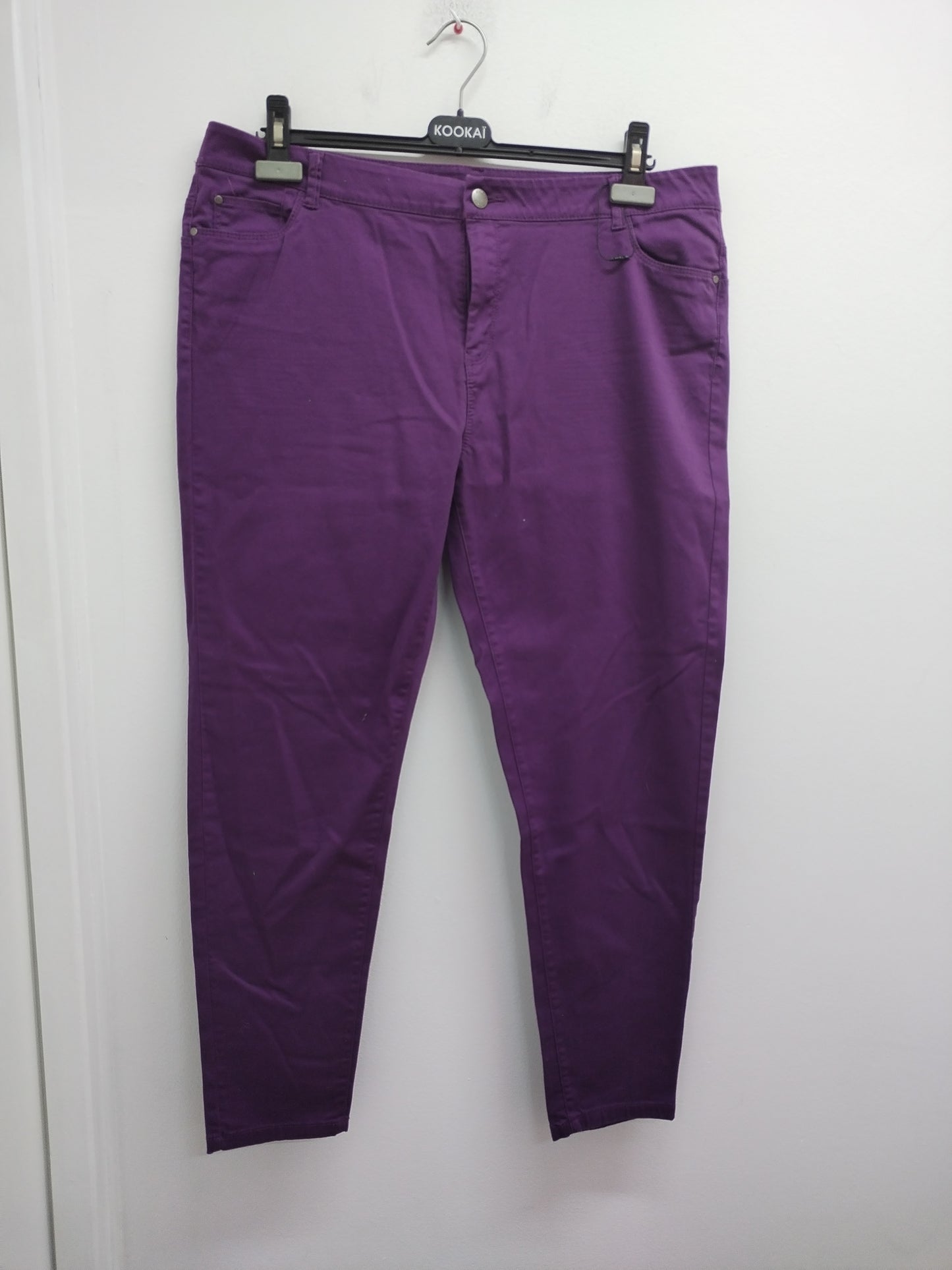 Pantalon violet Taille 50