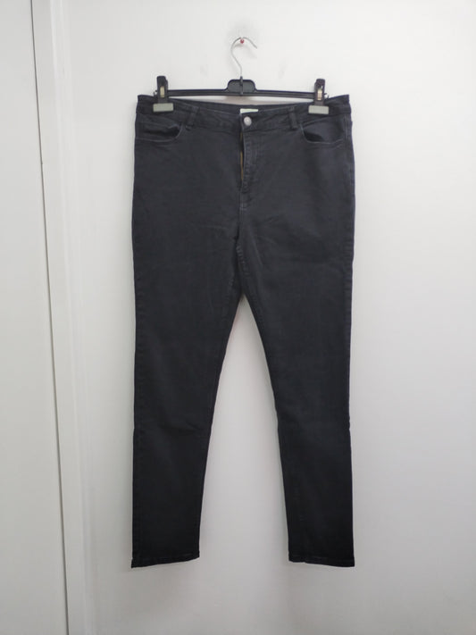 Jeans slim Kiabi noir Taille 44