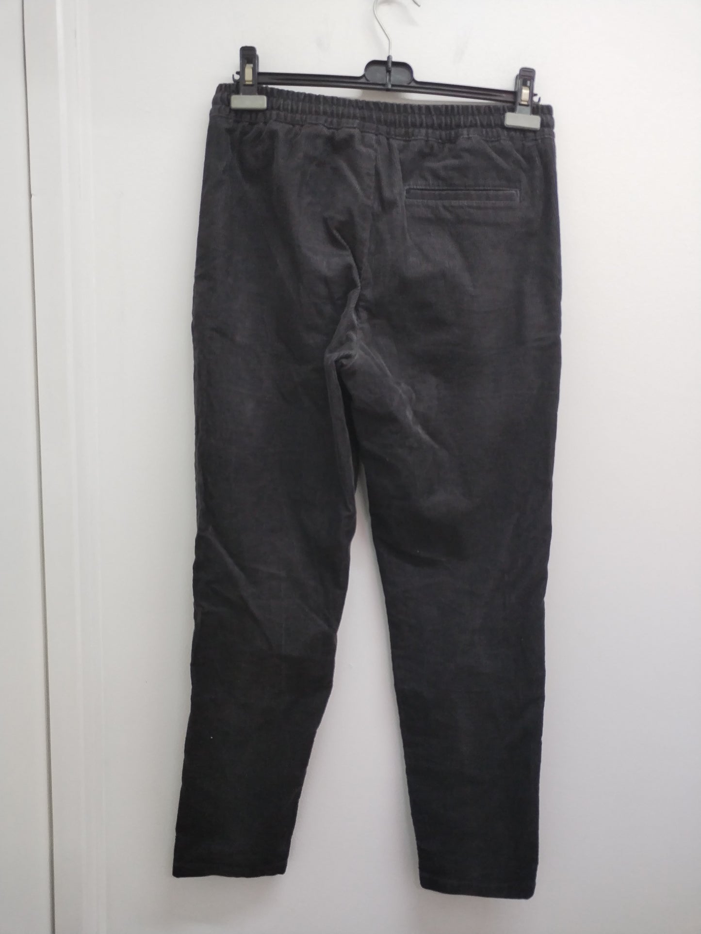 Pantalon en velours côtelé Tissaia gris anthracite Taille S