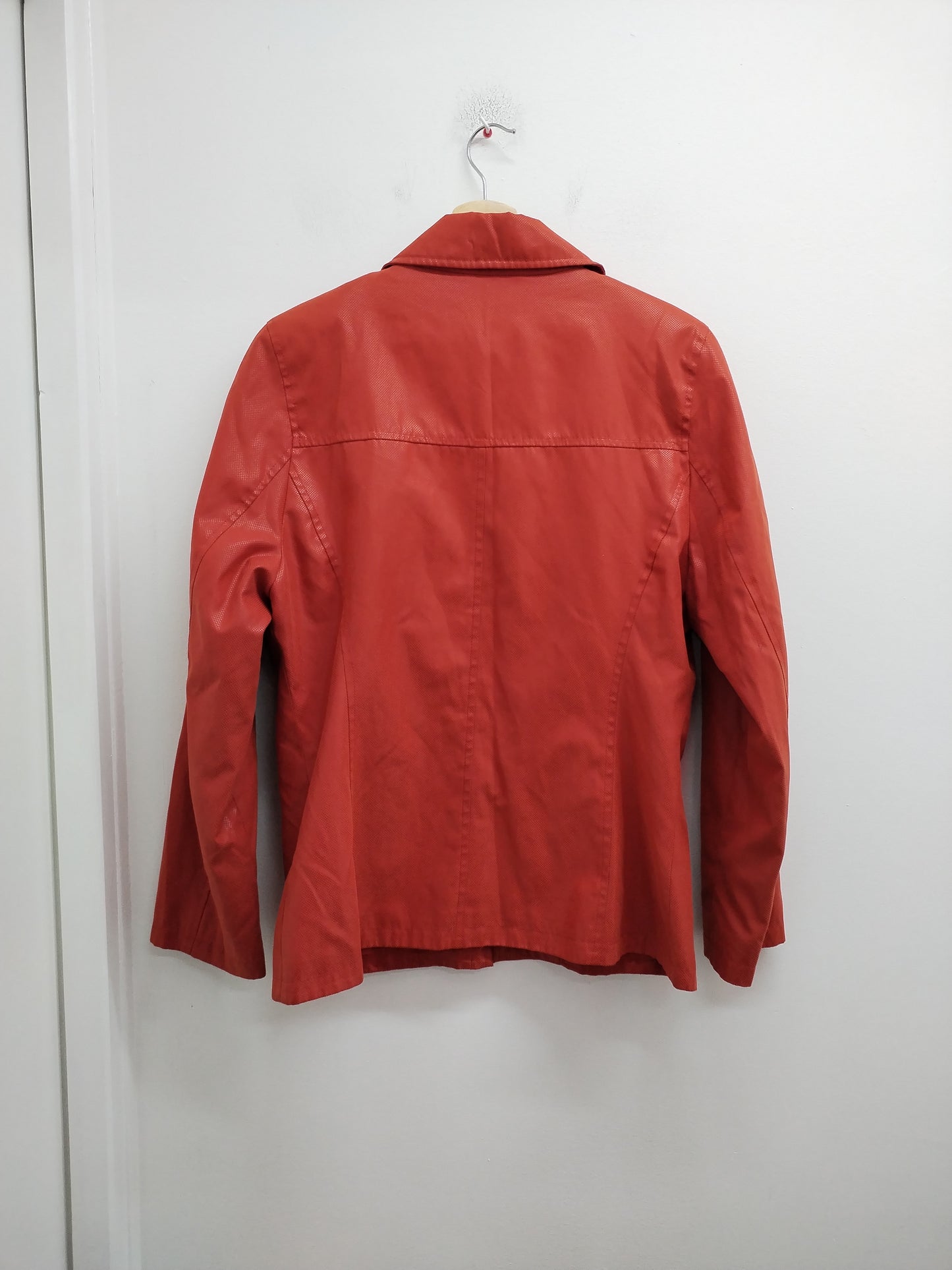 Veste zippée rouge orangée Taille 40