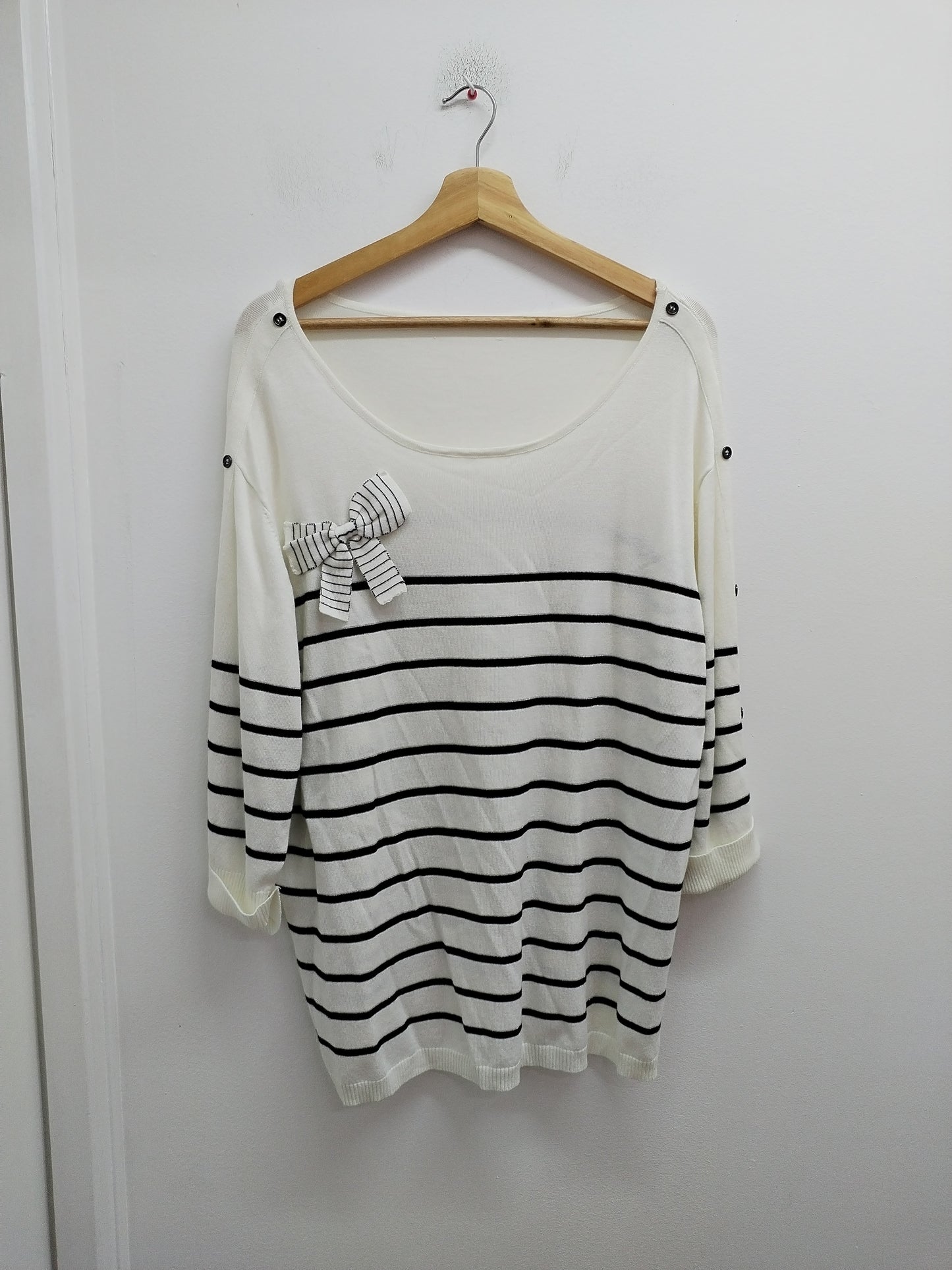 Pull fin manches 3/4 blanc rayé noir Taille XL
