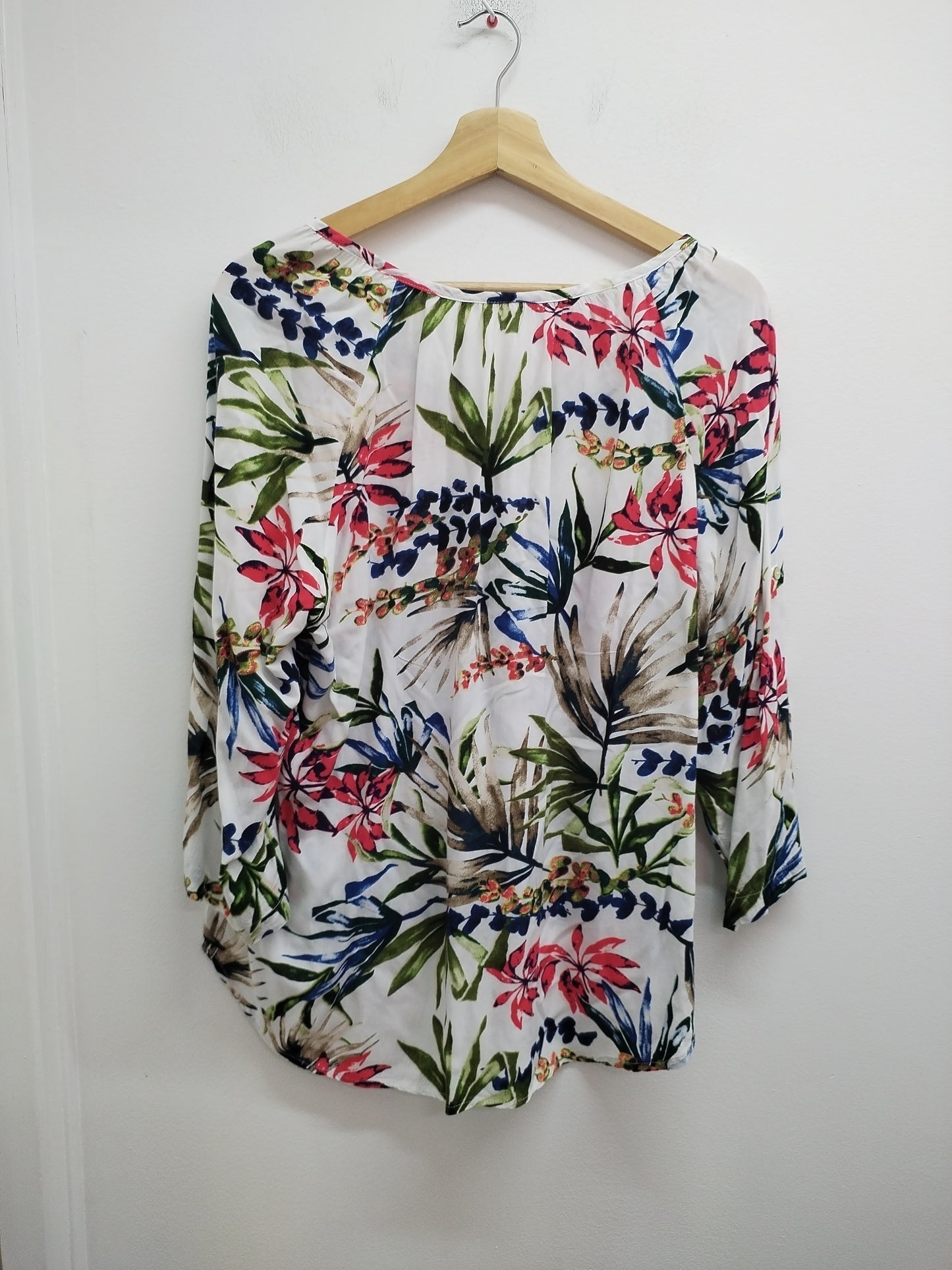 Tunique manches 3/4 blanche fleurie Taille XL