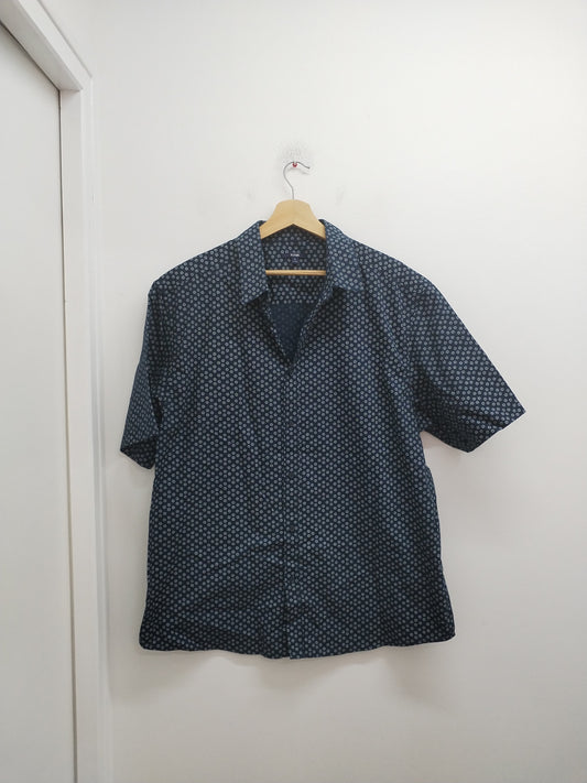 Chemise manches courtes Kiabi marine fleurie Taille XL