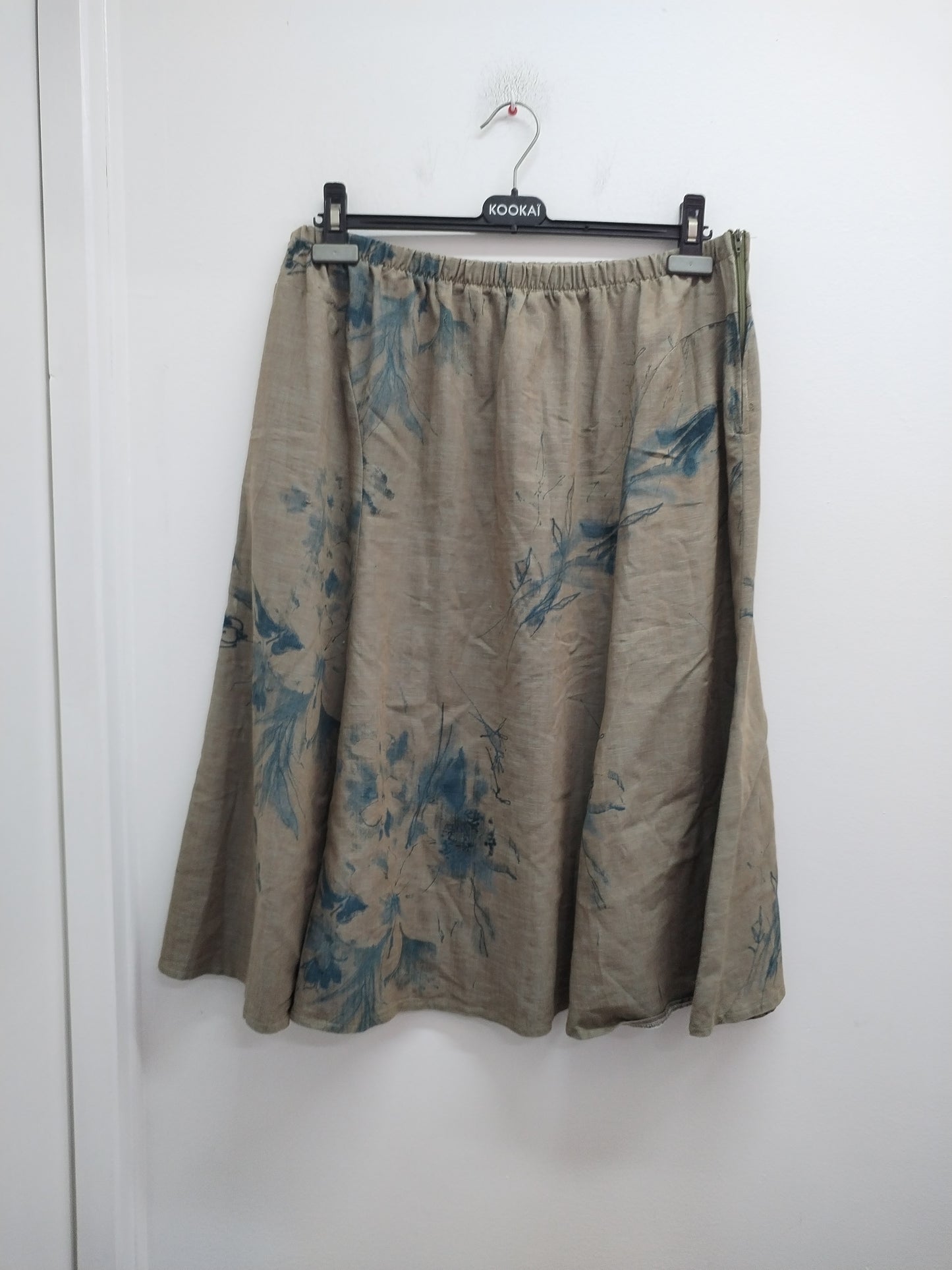 Jupe légère beige foncée à motifs Taille 50/52