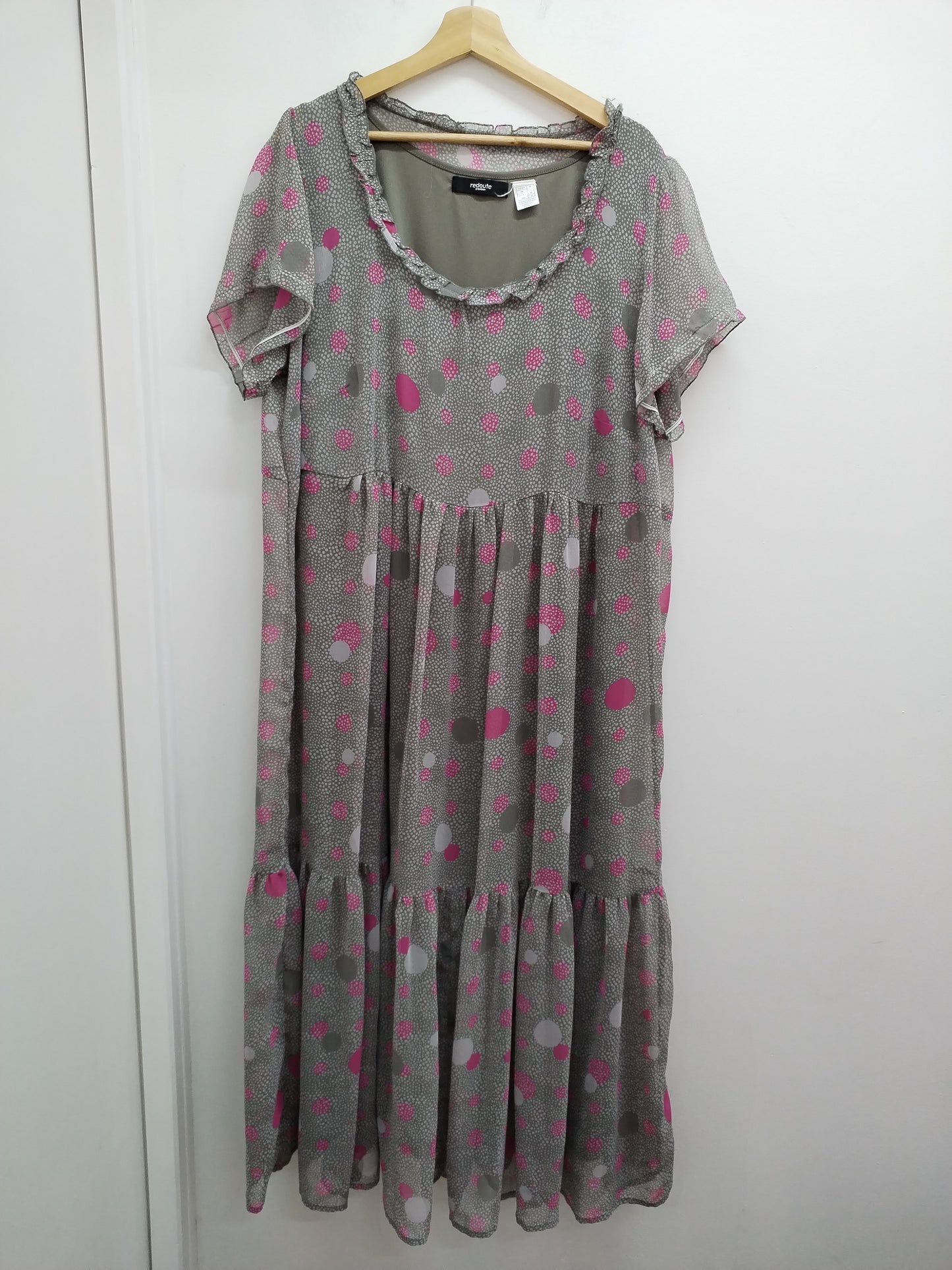 Robe longue manches courtes La Redoute grise et rose à pois Taille 54