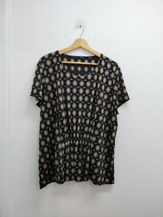 Tunique manches courtes noire à motifs Taille 2XL