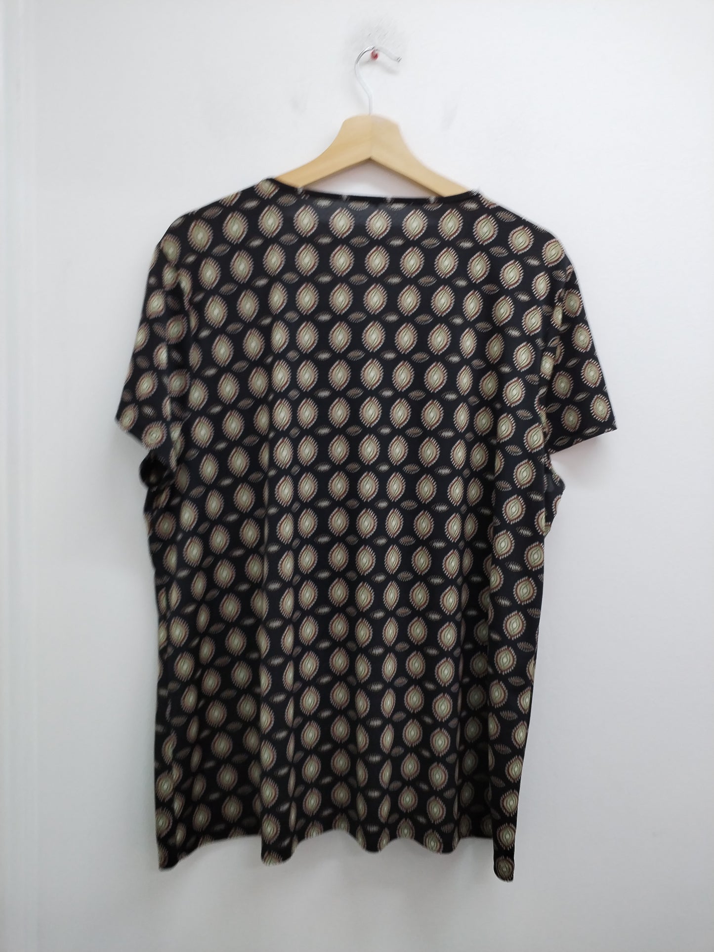Tunique manches courtes noire à motifs Taille 2XL