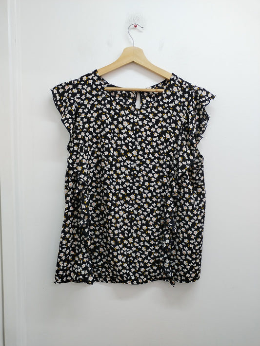 Tunique manches courtes noire fleurie Taille L