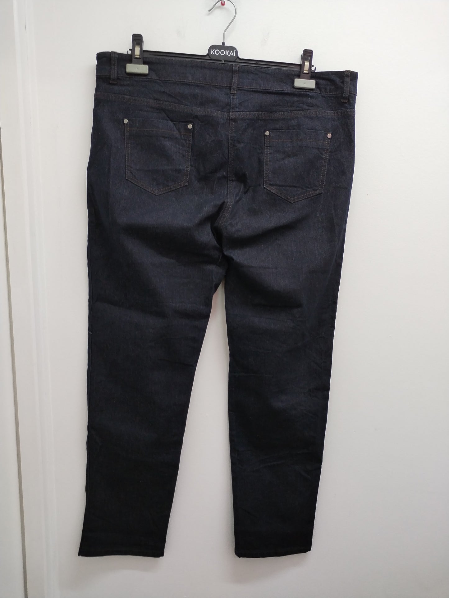 Jeans bleu foncé Taille 48