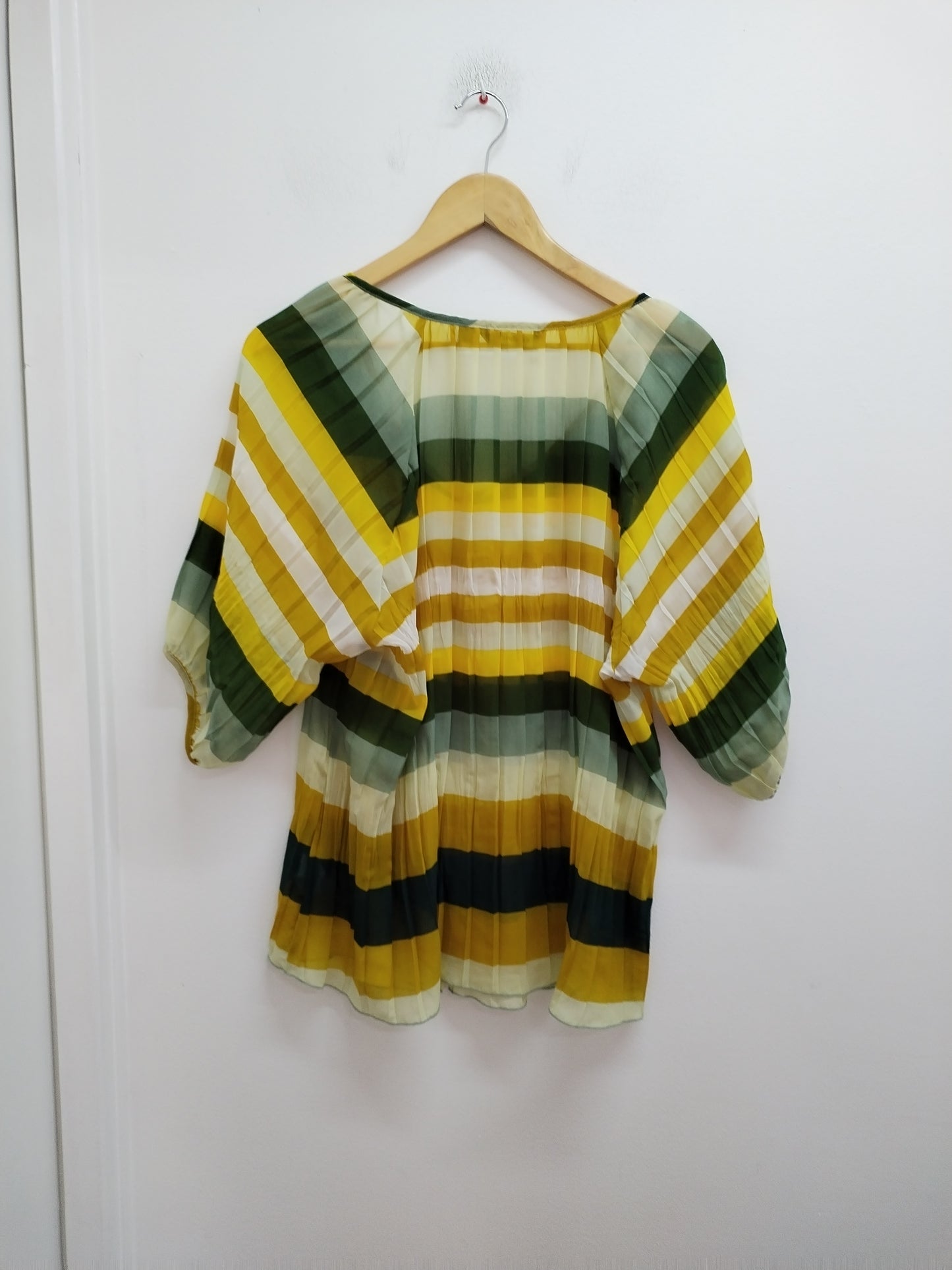 Tunique en voile manches courtes Sandwich_ verte et jaune rayée Taille 44