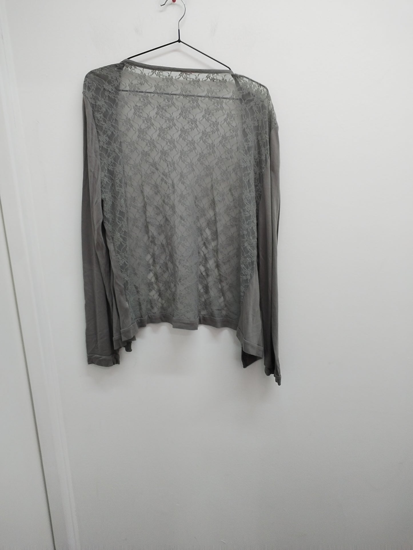 Gilet gris avec dentelle dans le dos Taille L