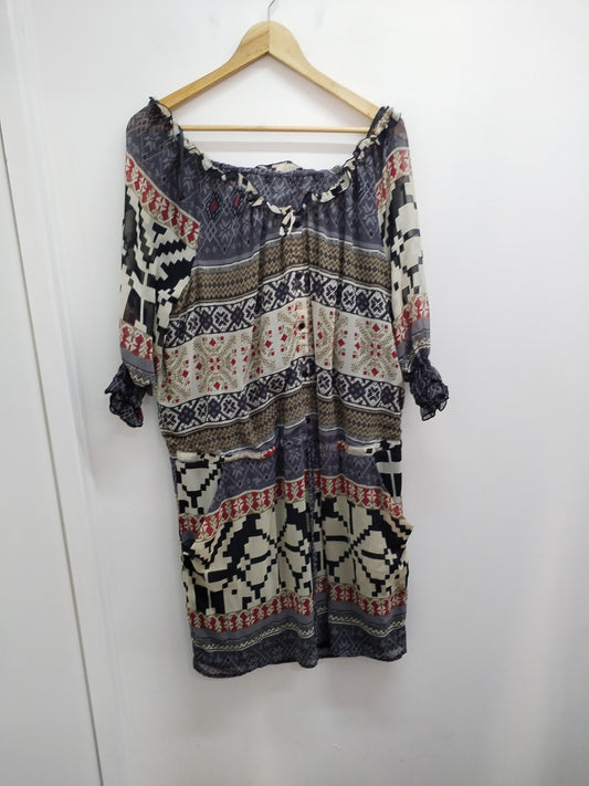 Robe manches courtes à motifs Taille 2XL