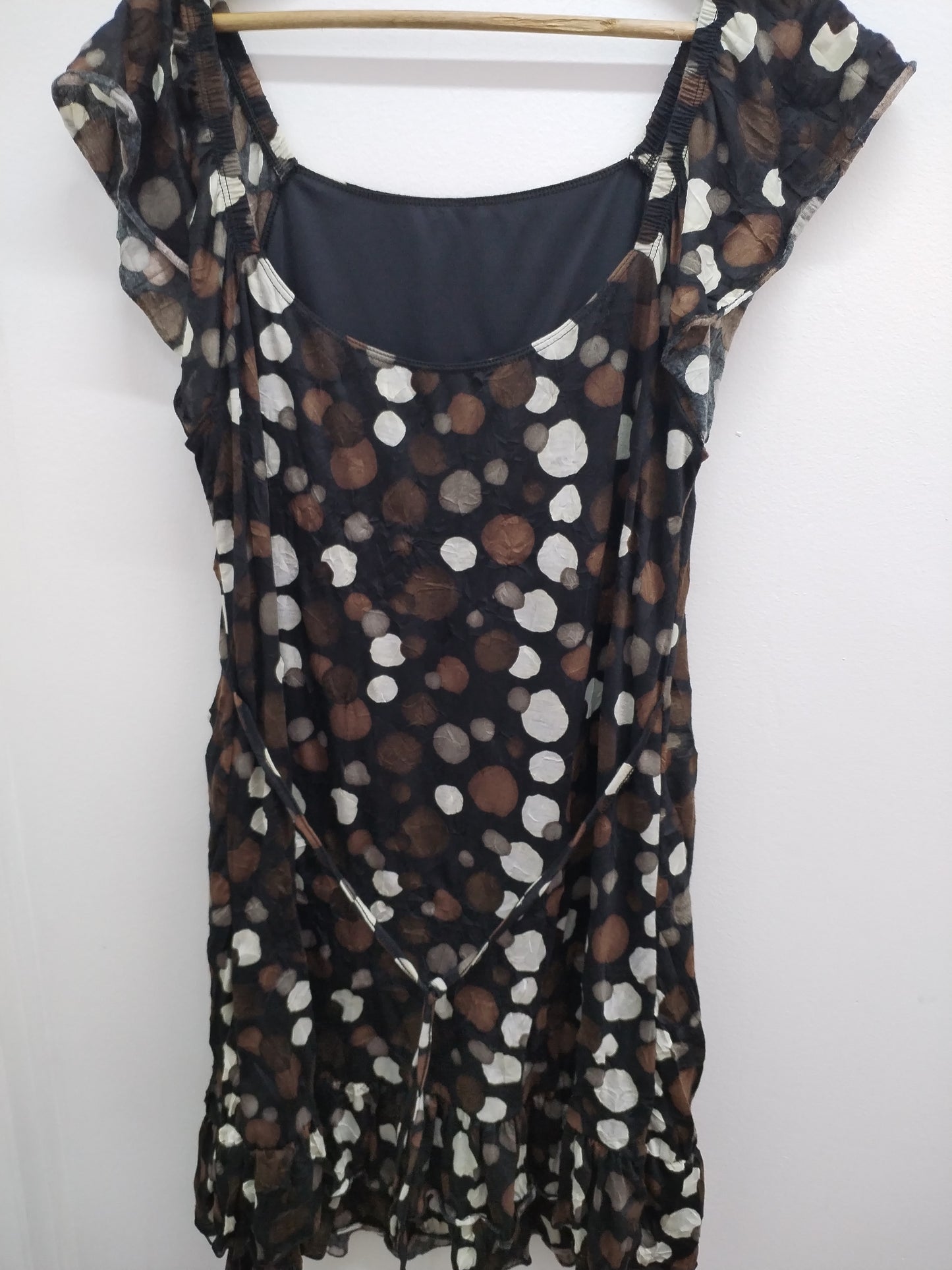 Robe manches courtes noire à pois Taille L