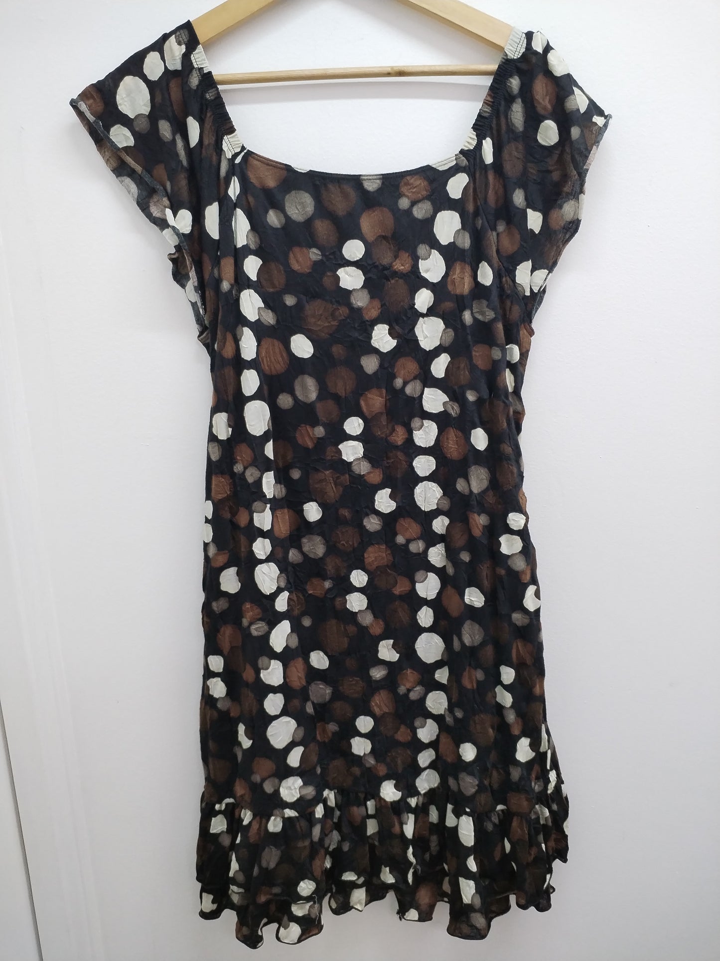 Robe manches courtes noire à pois Taille L