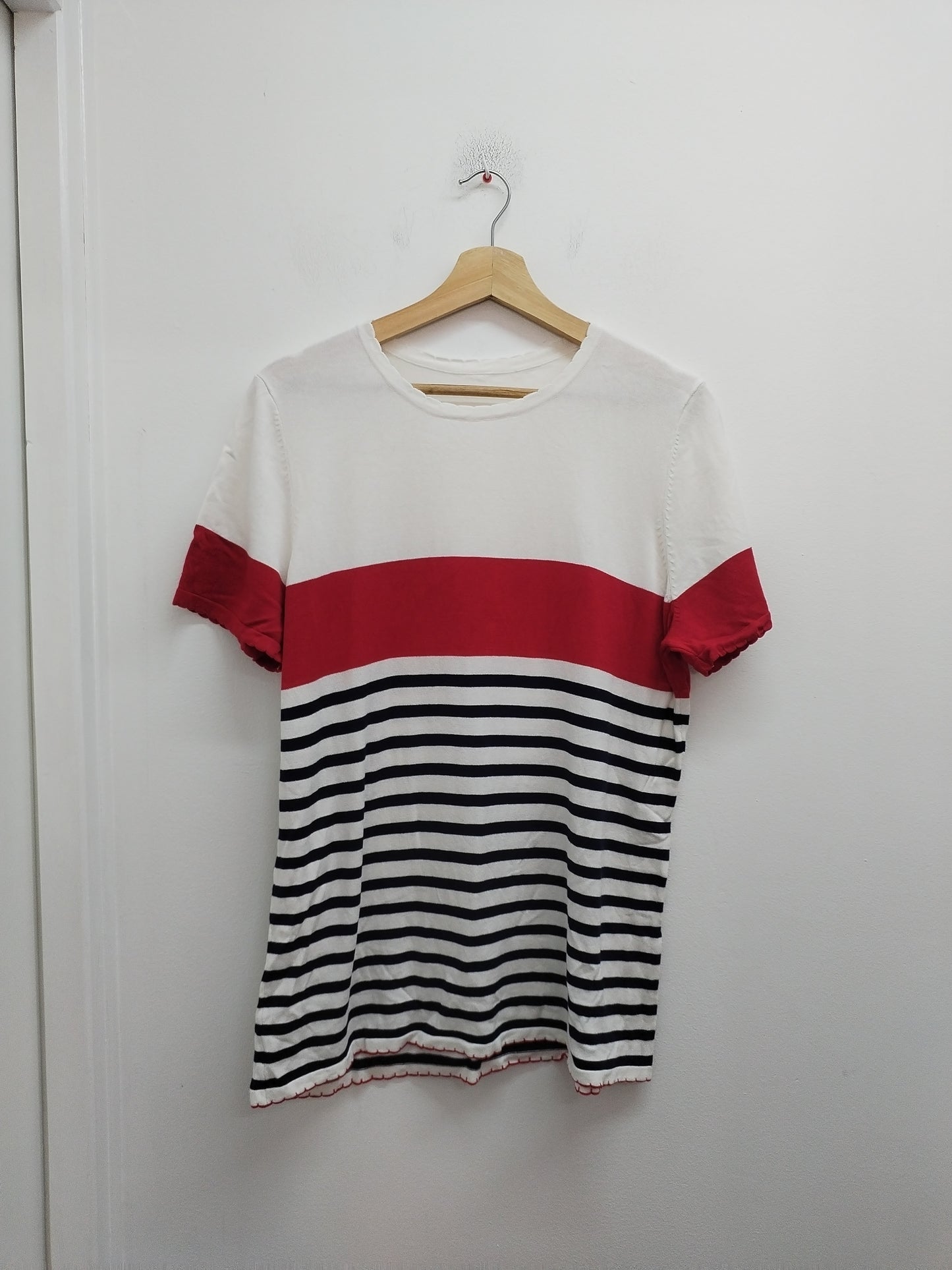 Pull fin manches courtes rouge, blanc et marine rayé Taille L