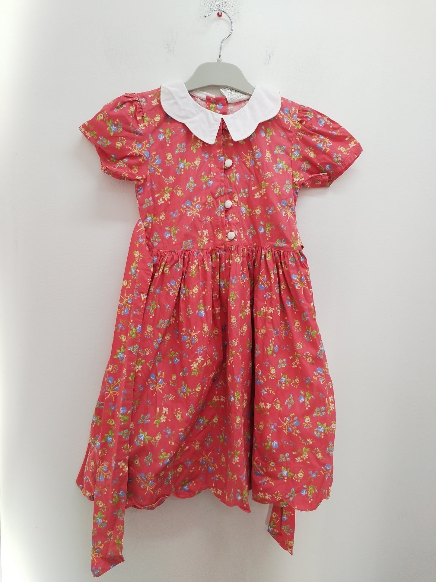 Robe manches courtes avec col rouge fleurie Taille 5 Ans