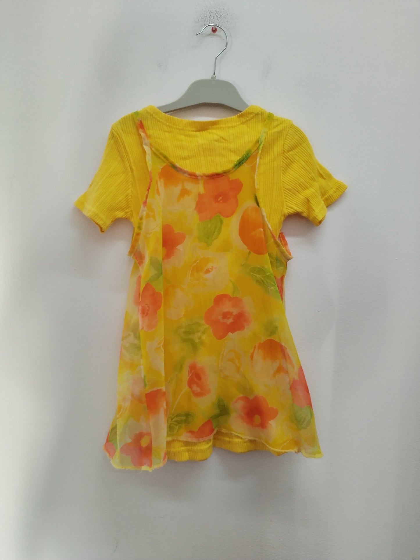 Robe manches courtes jaune fleurie Taille 5 Ans