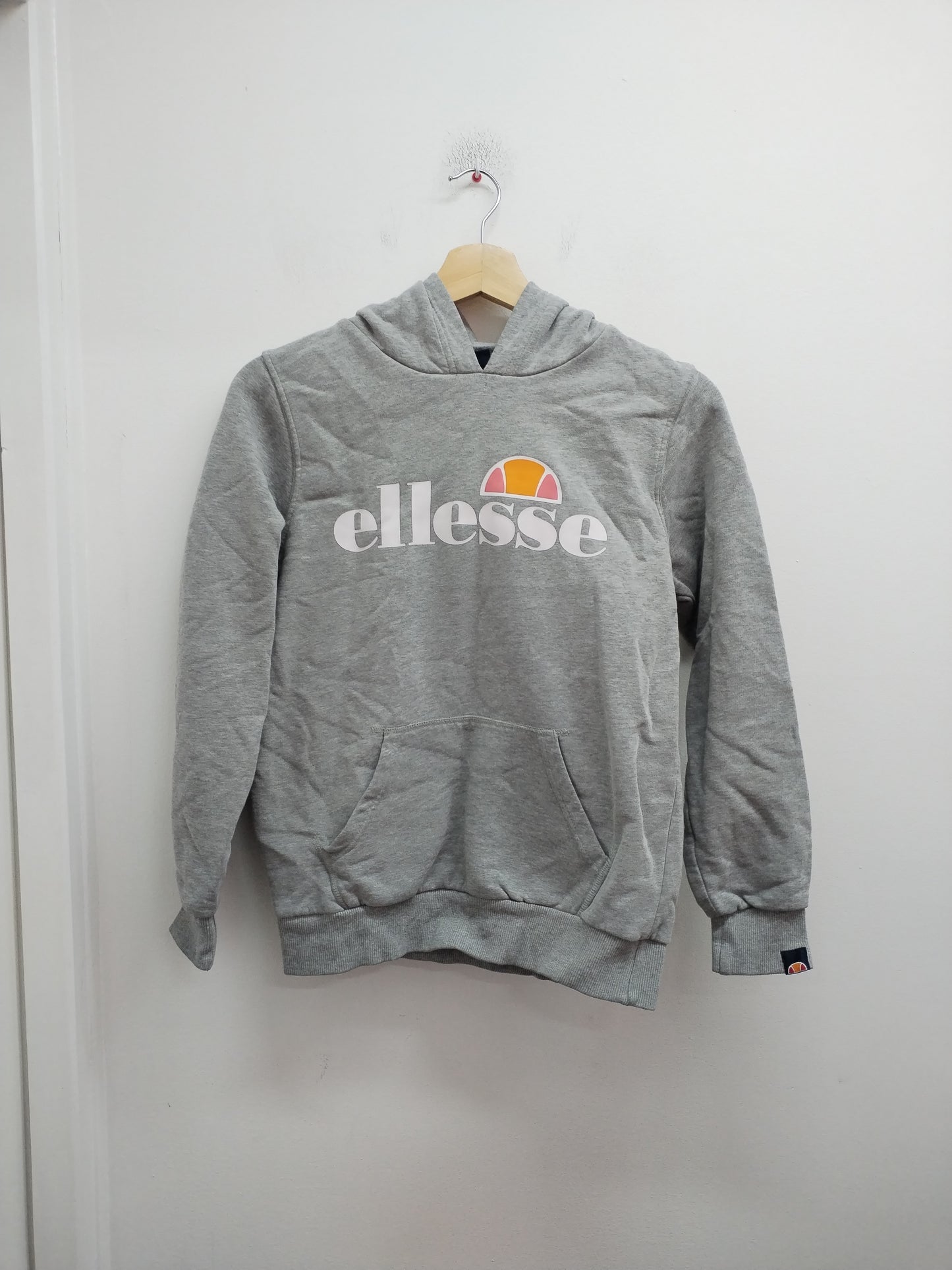 Sweat à capuche Ellesse gris avec impression Taille 10/11 Ans