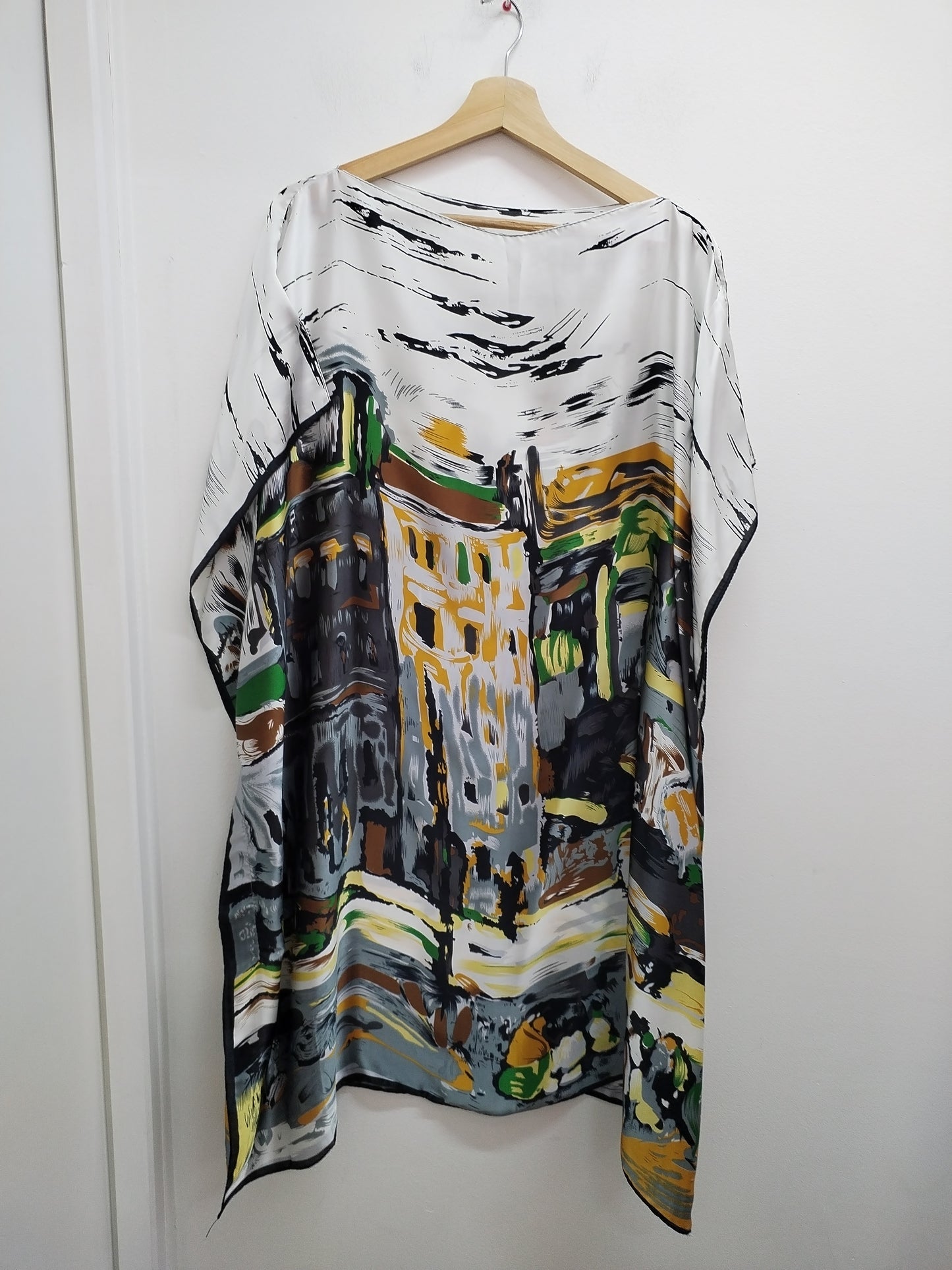 Robe légère manches courtes blanche imprimée Taille 2XL/3XL