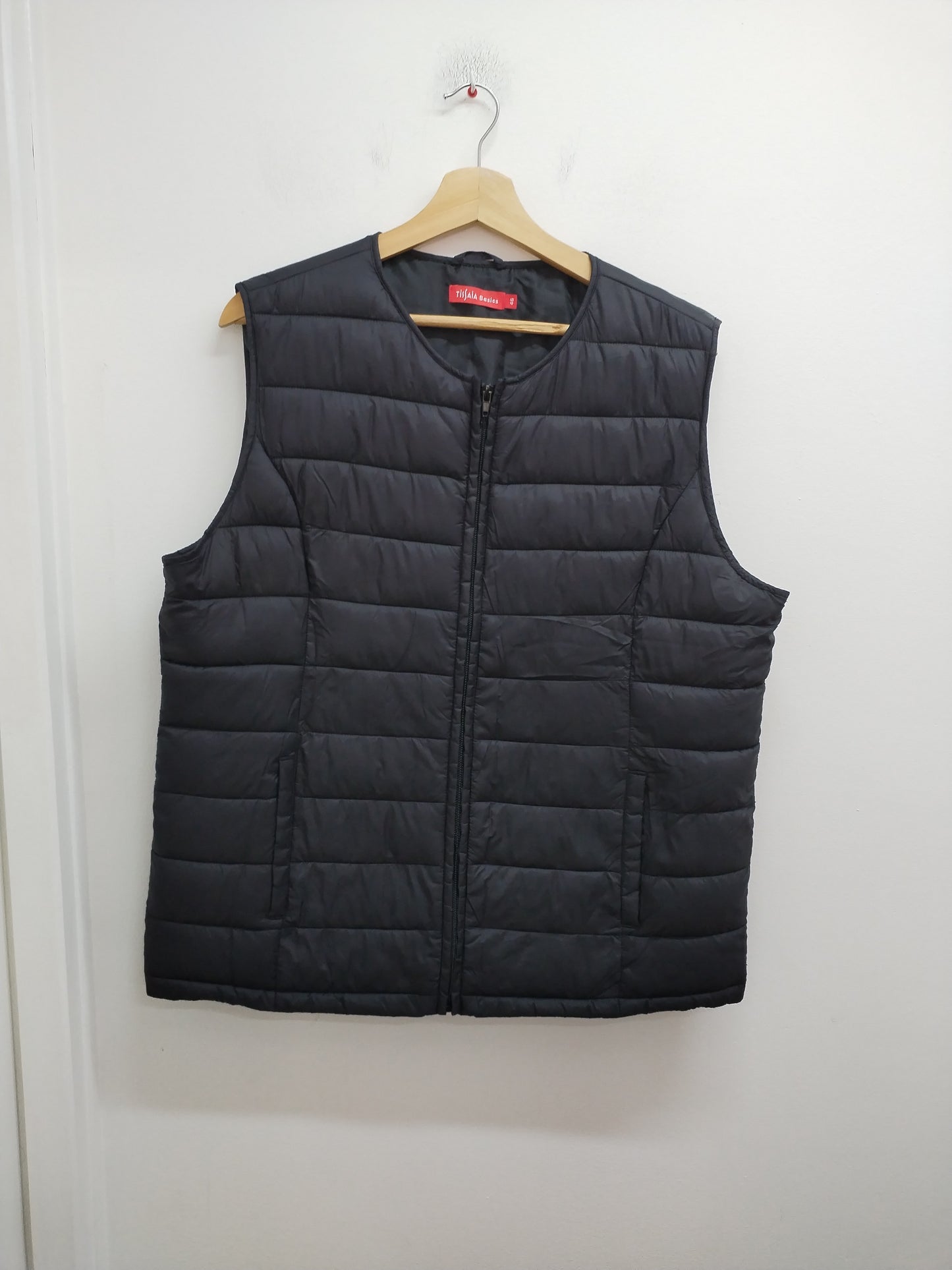 Doudoune sans manches Tissaia noire Taille 46