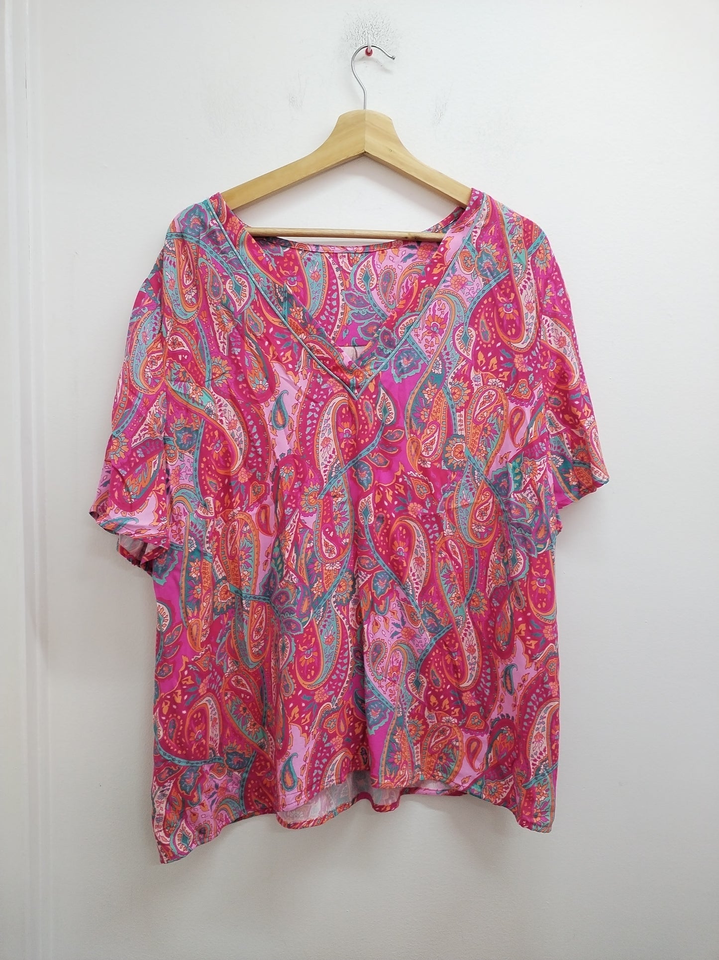 Tunique manches courtes rose à motifs Taille 2XL