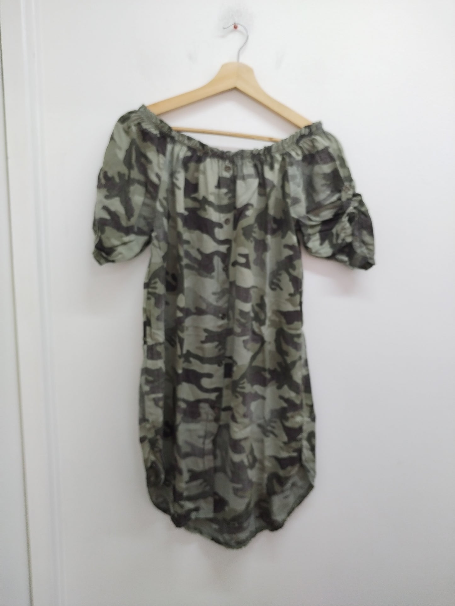 Robe manches courtes imprimée militaire Taille S