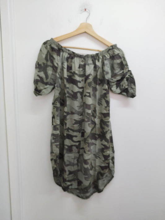 Robe manches courtes imprimée militaire Taille S