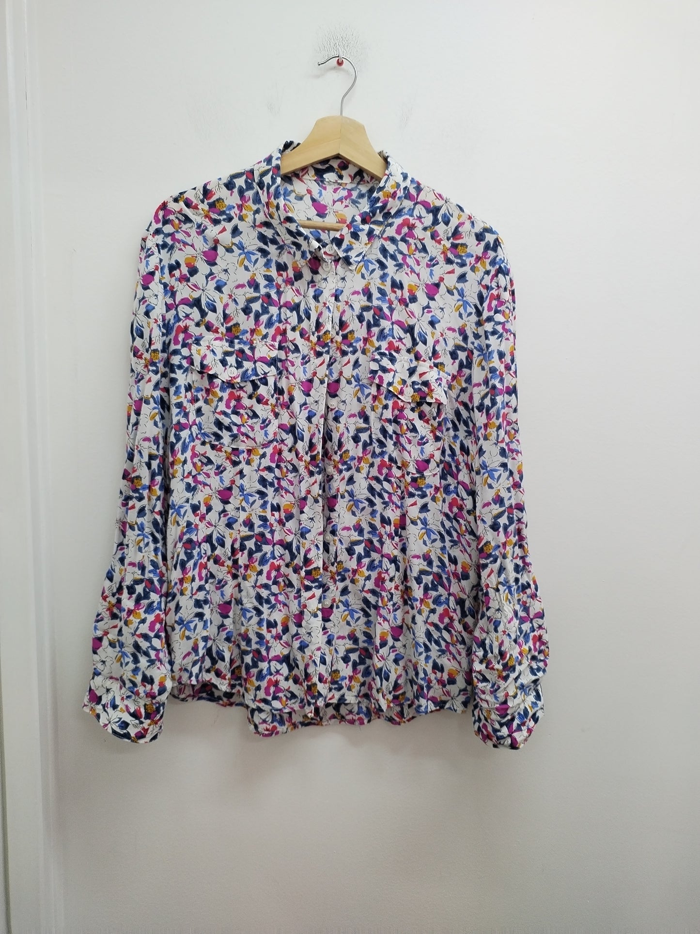 Chemise manches longues fleurie Taille XL